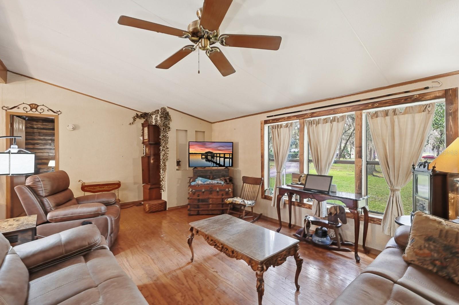 415 GOBBLERS LODGE RD