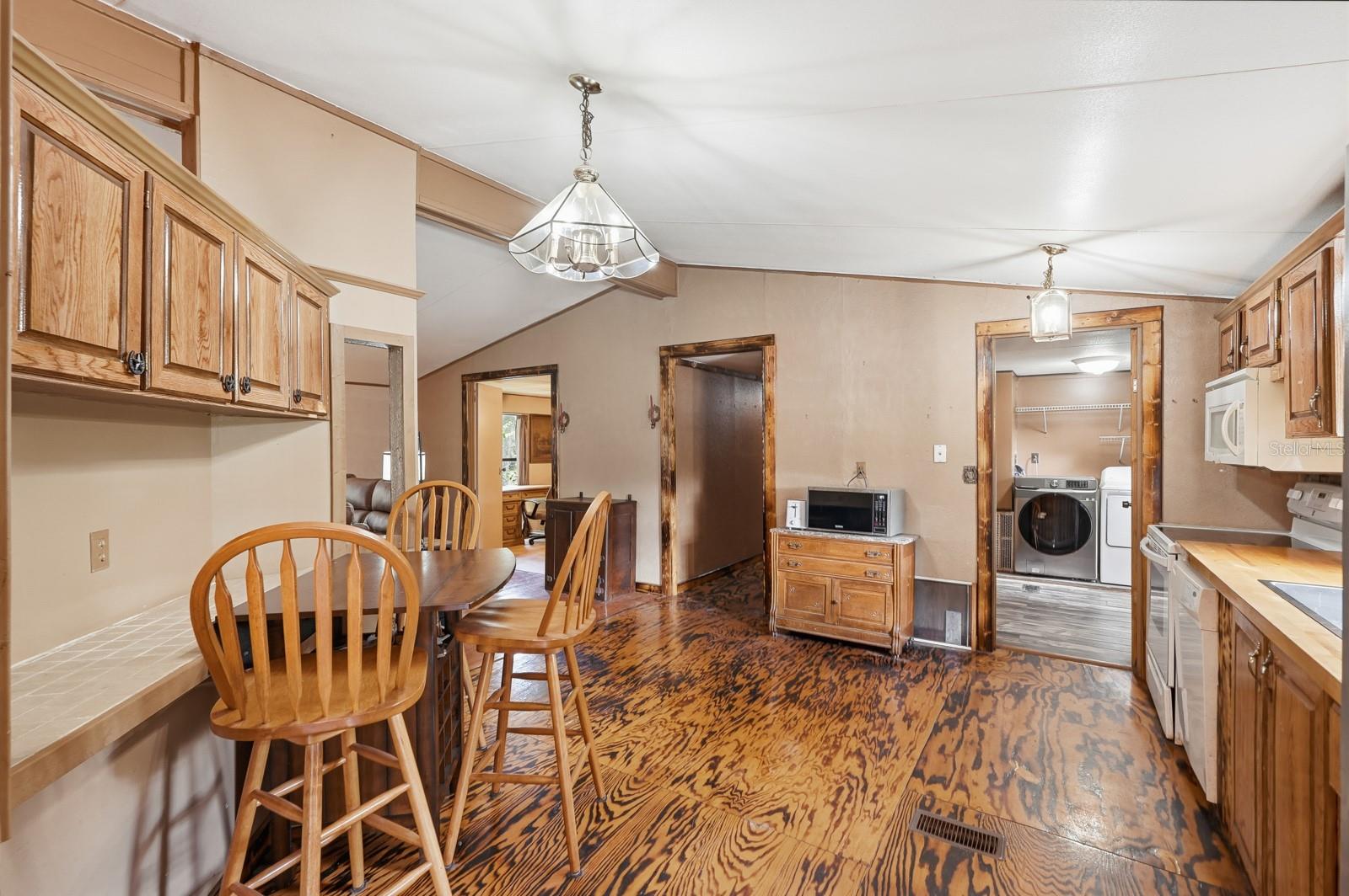 415 GOBBLERS LODGE RD