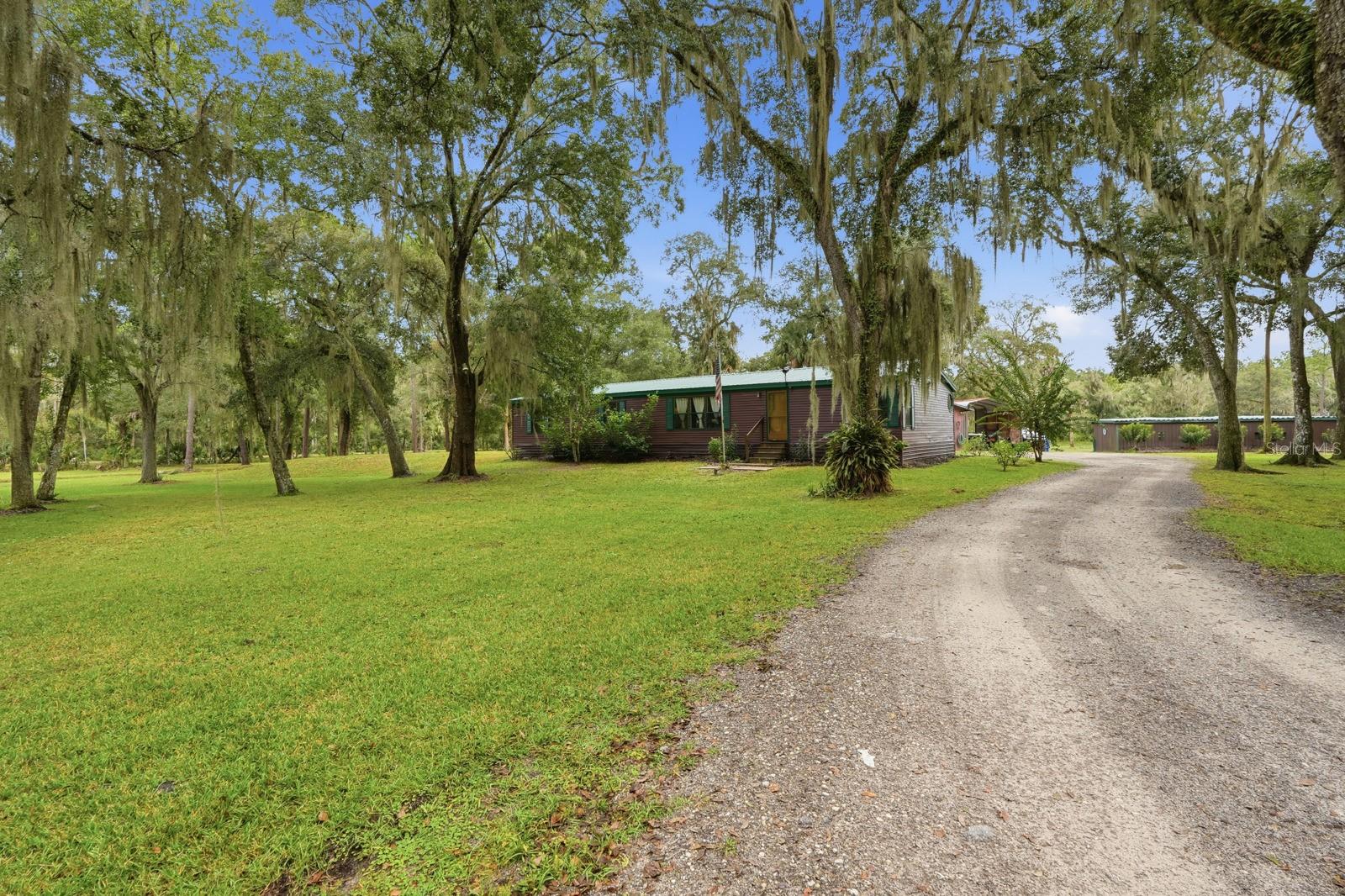 415 GOBBLERS LODGE RD