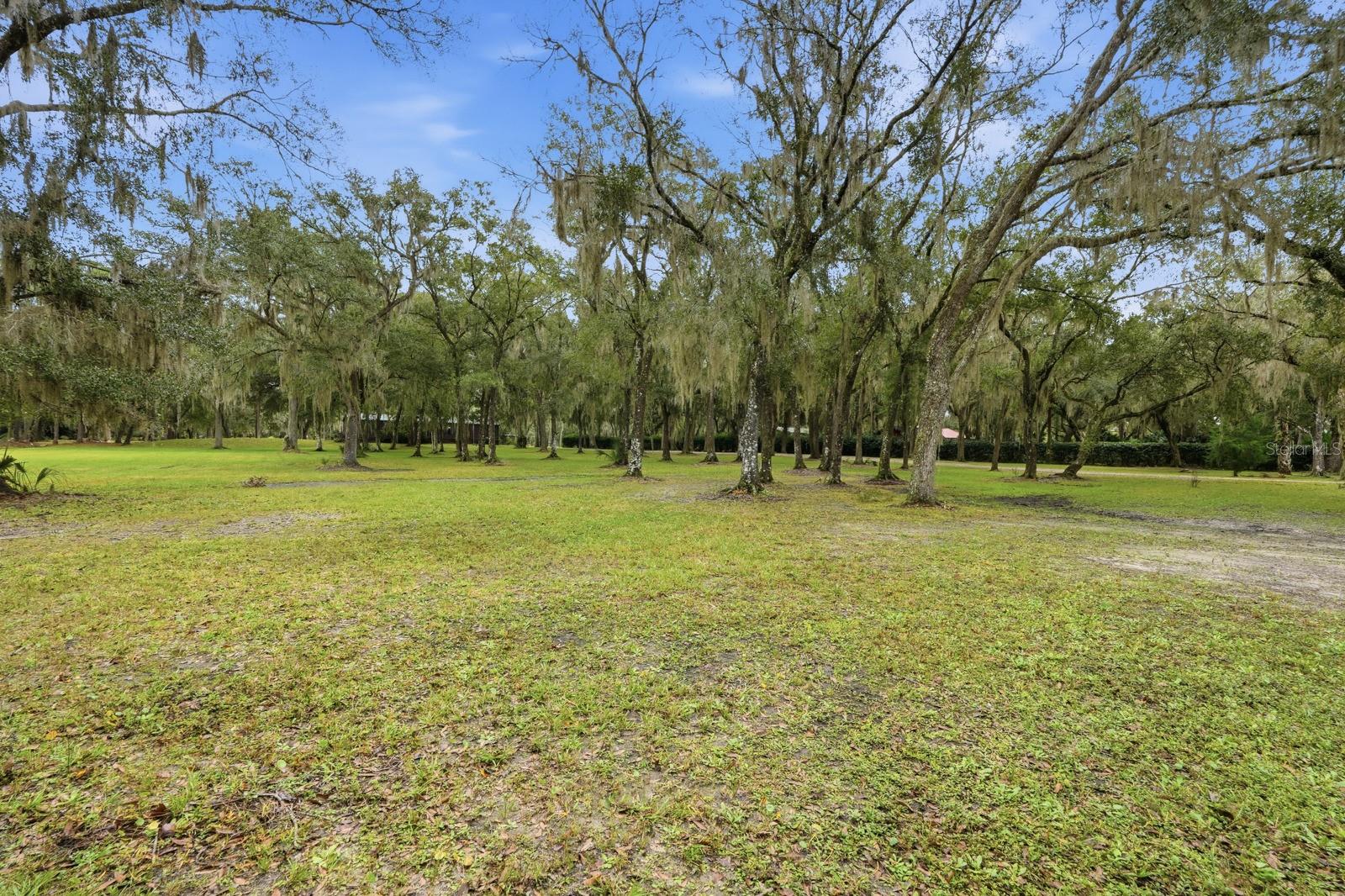 415 GOBBLERS LODGE RD