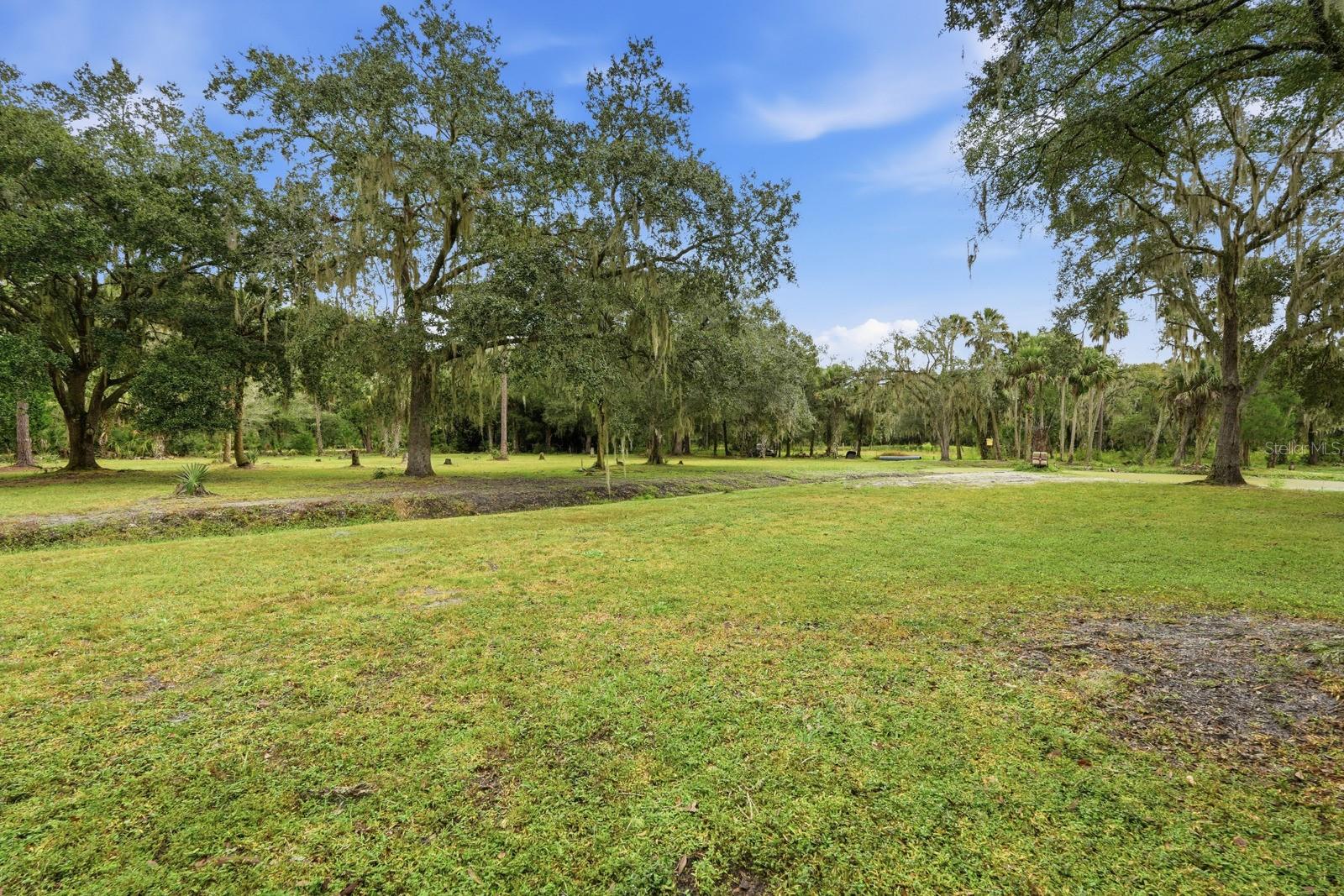 415 GOBBLERS LODGE RD