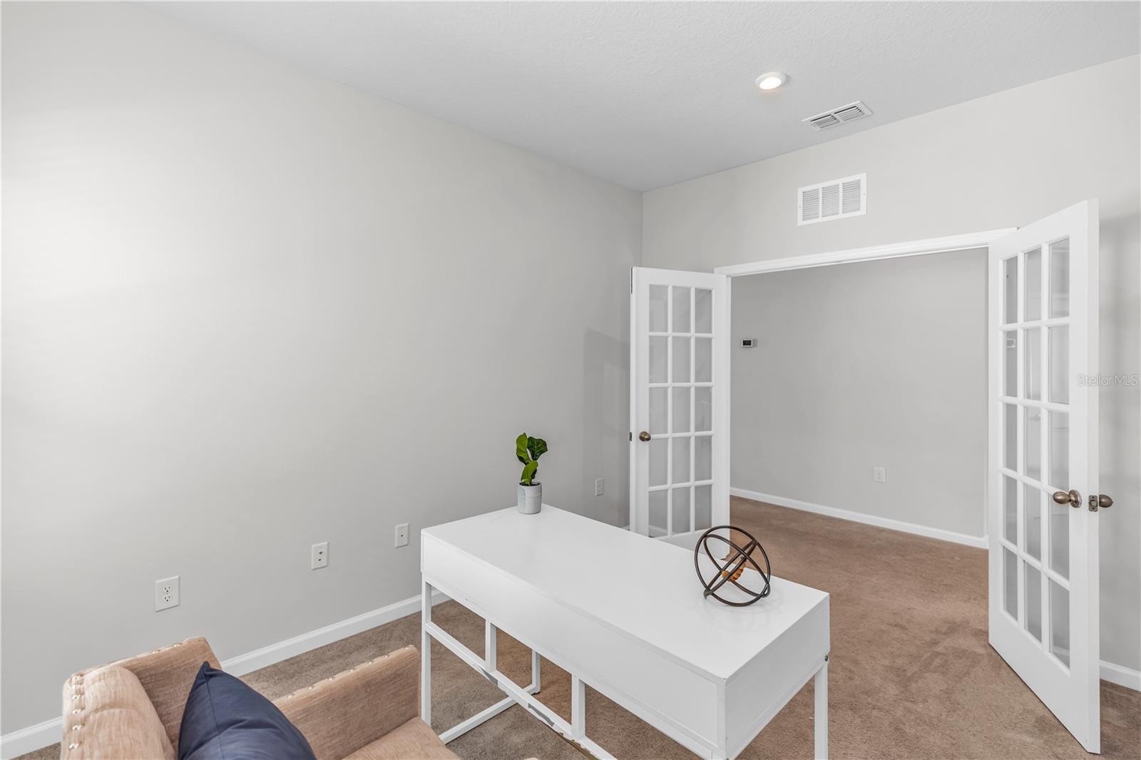 1090 CHELAN FALLS DR