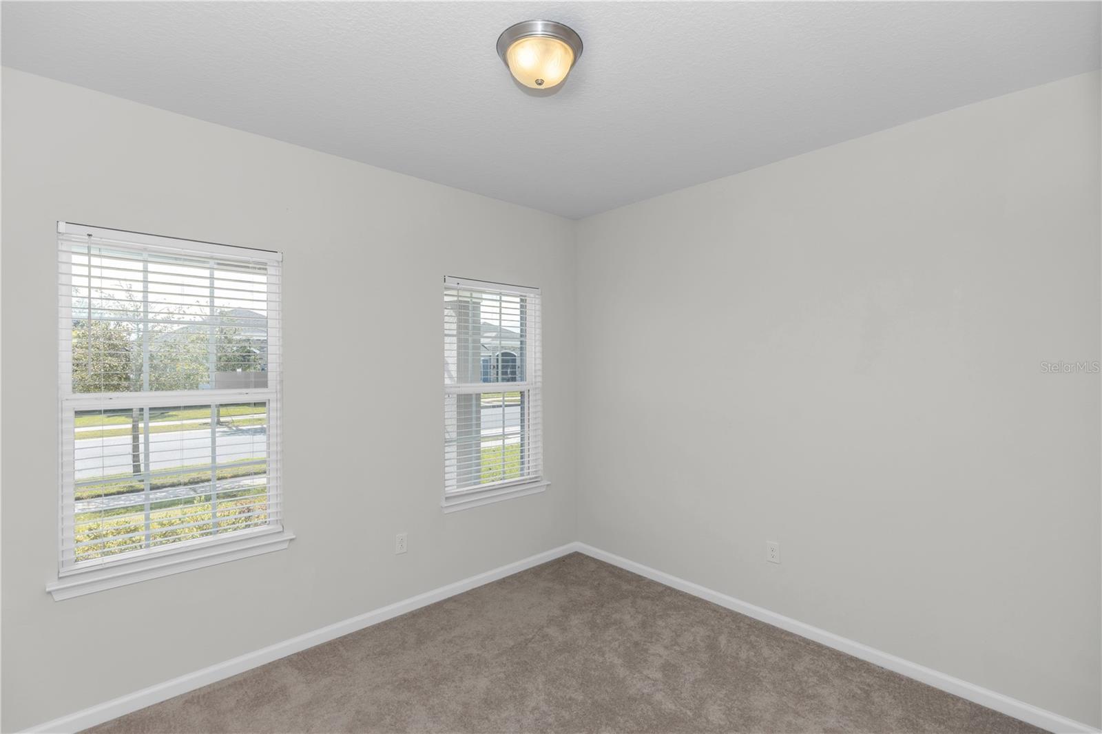 1090 CHELAN FALLS DR