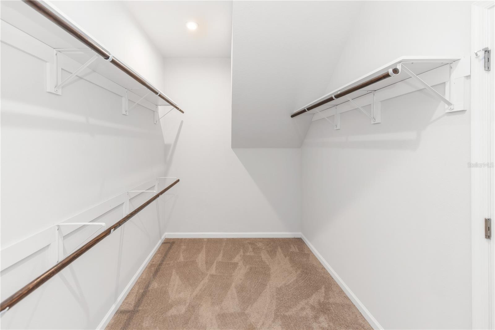 1090 CHELAN FALLS DR