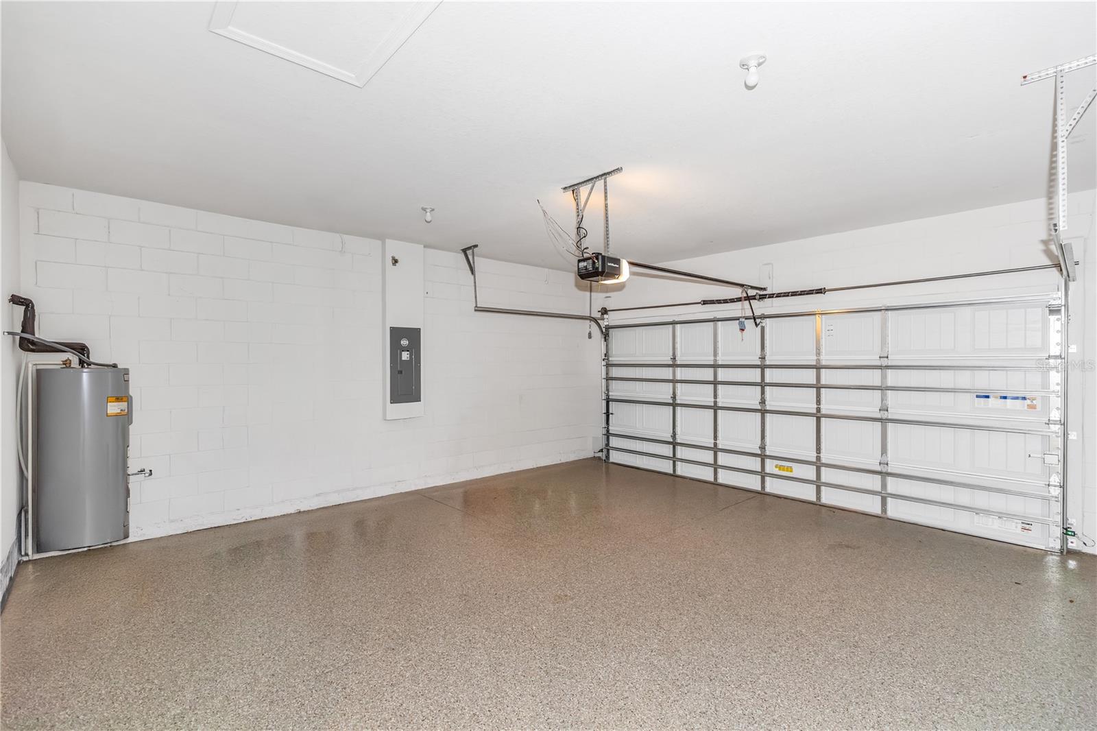 1090 CHELAN FALLS DR