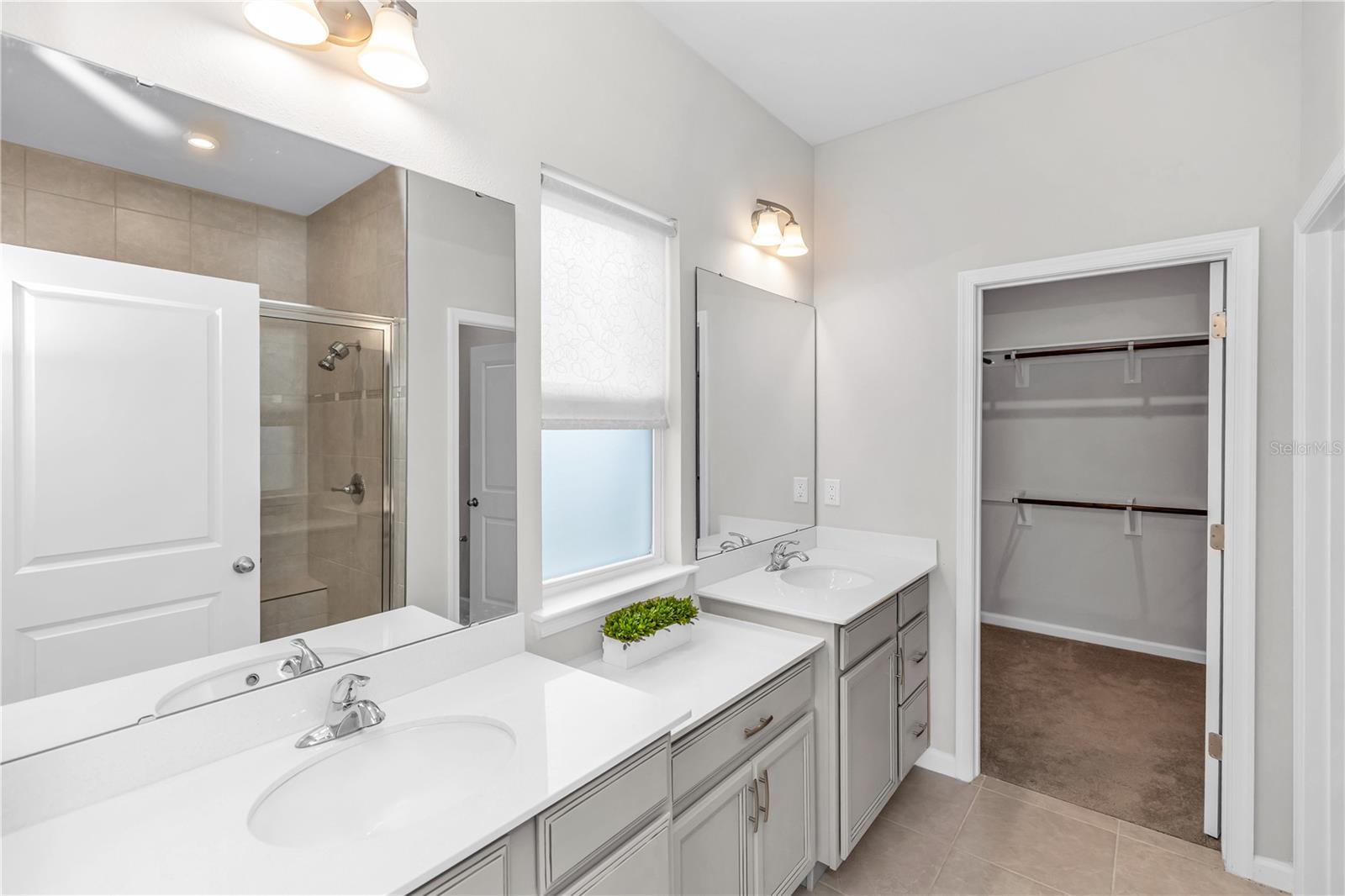 1090 CHELAN FALLS DR