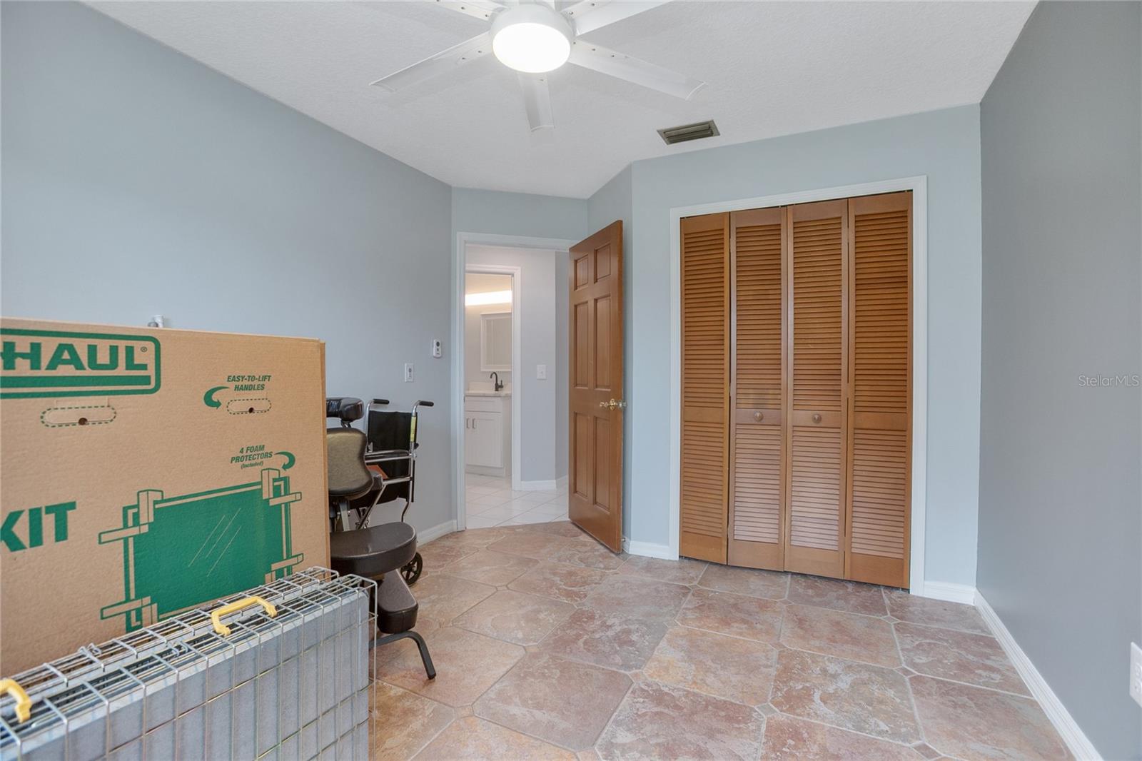 378 GLENWOOD RD