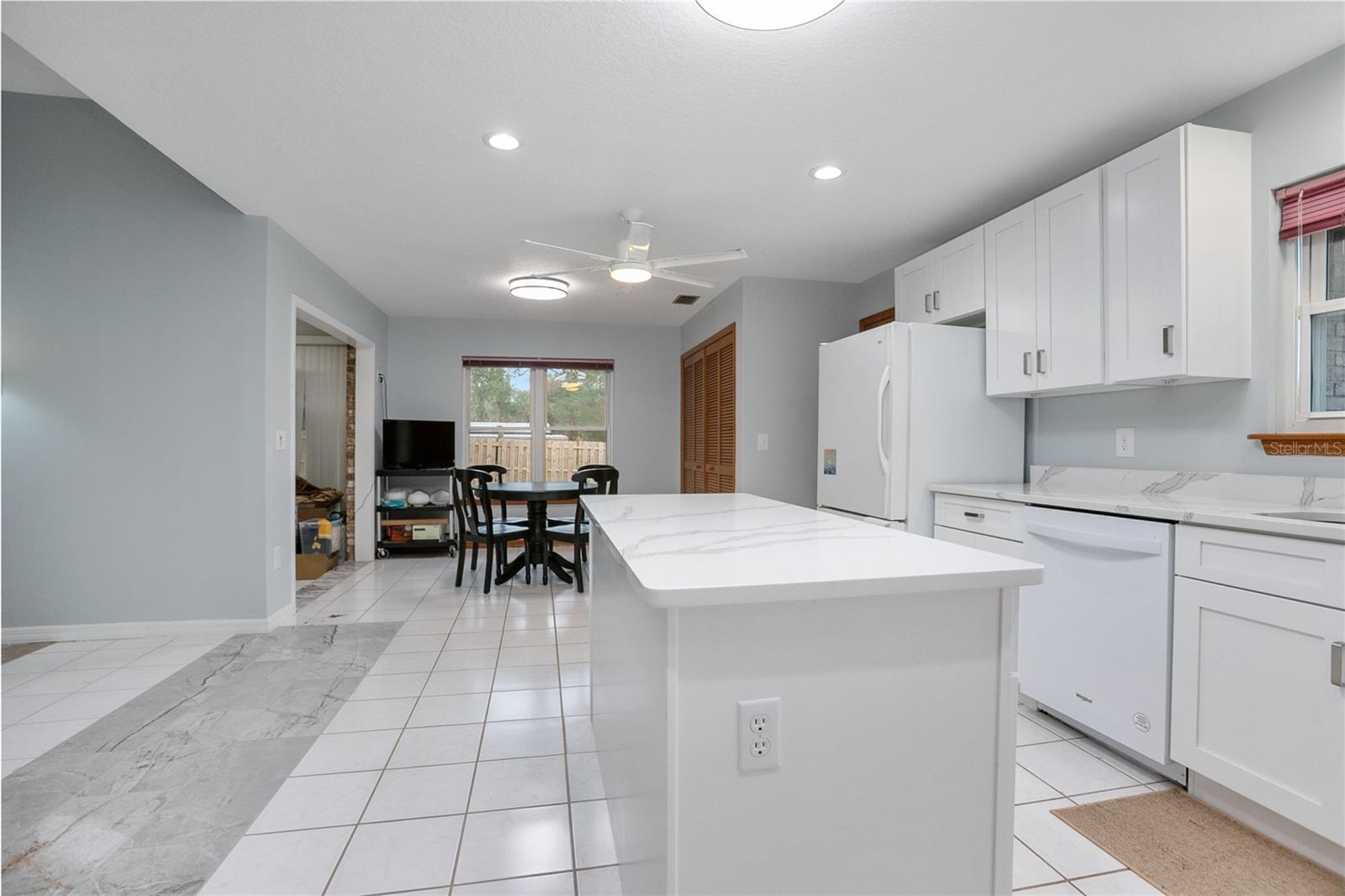 378 GLENWOOD RD