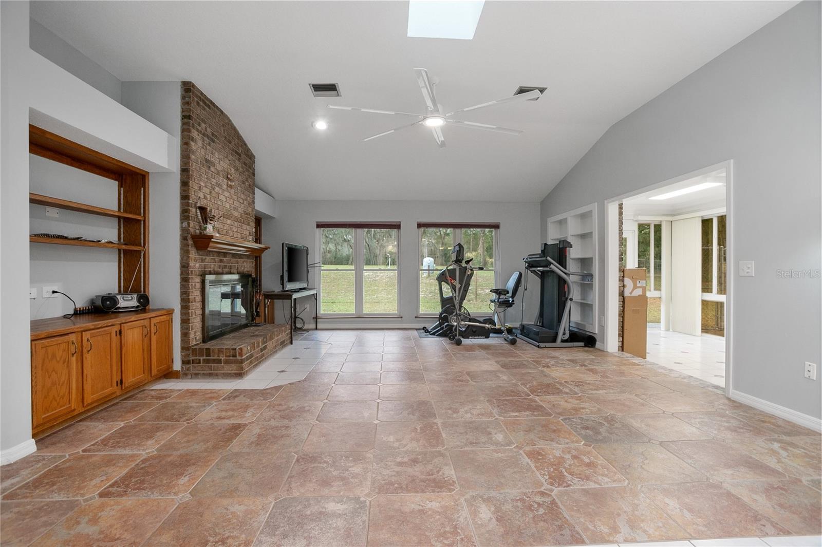 378 GLENWOOD RD