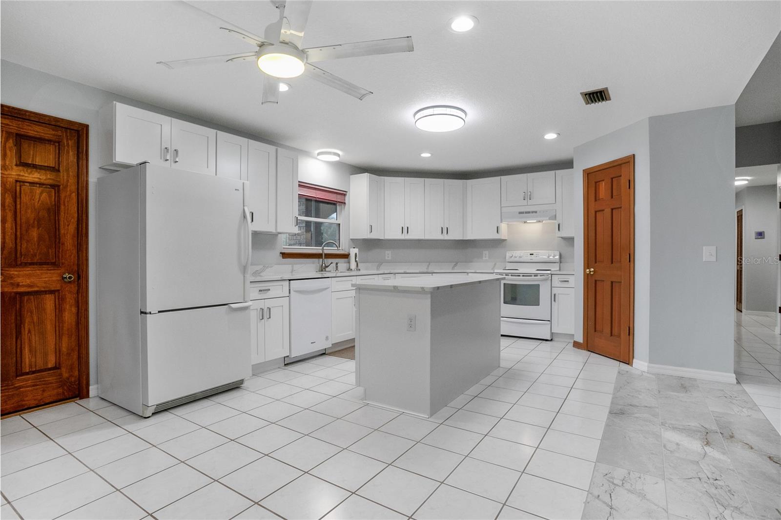 378 GLENWOOD RD