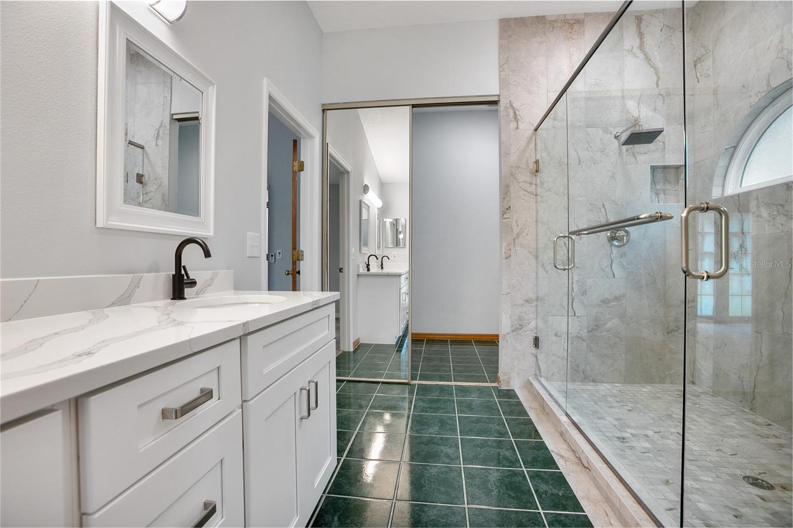 378 GLENWOOD RD