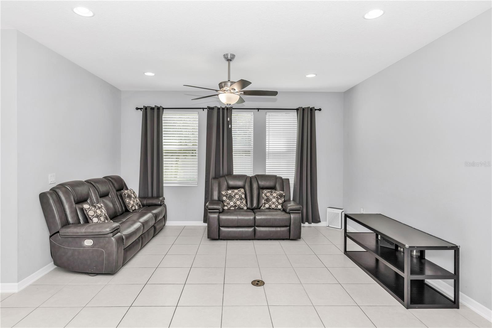 2065 PRAIRIE SAGE LN