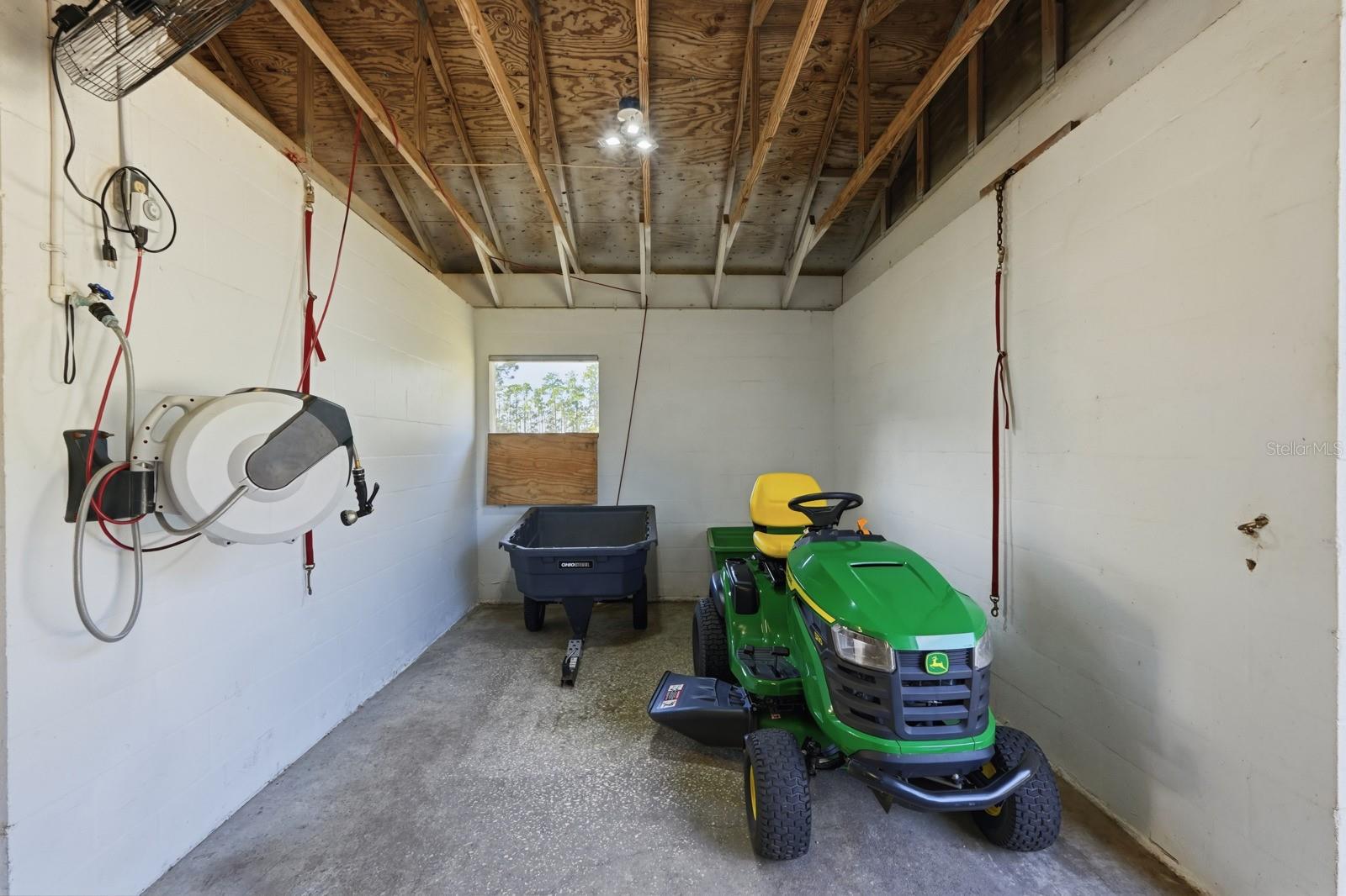 460 SPRING FOREST DR