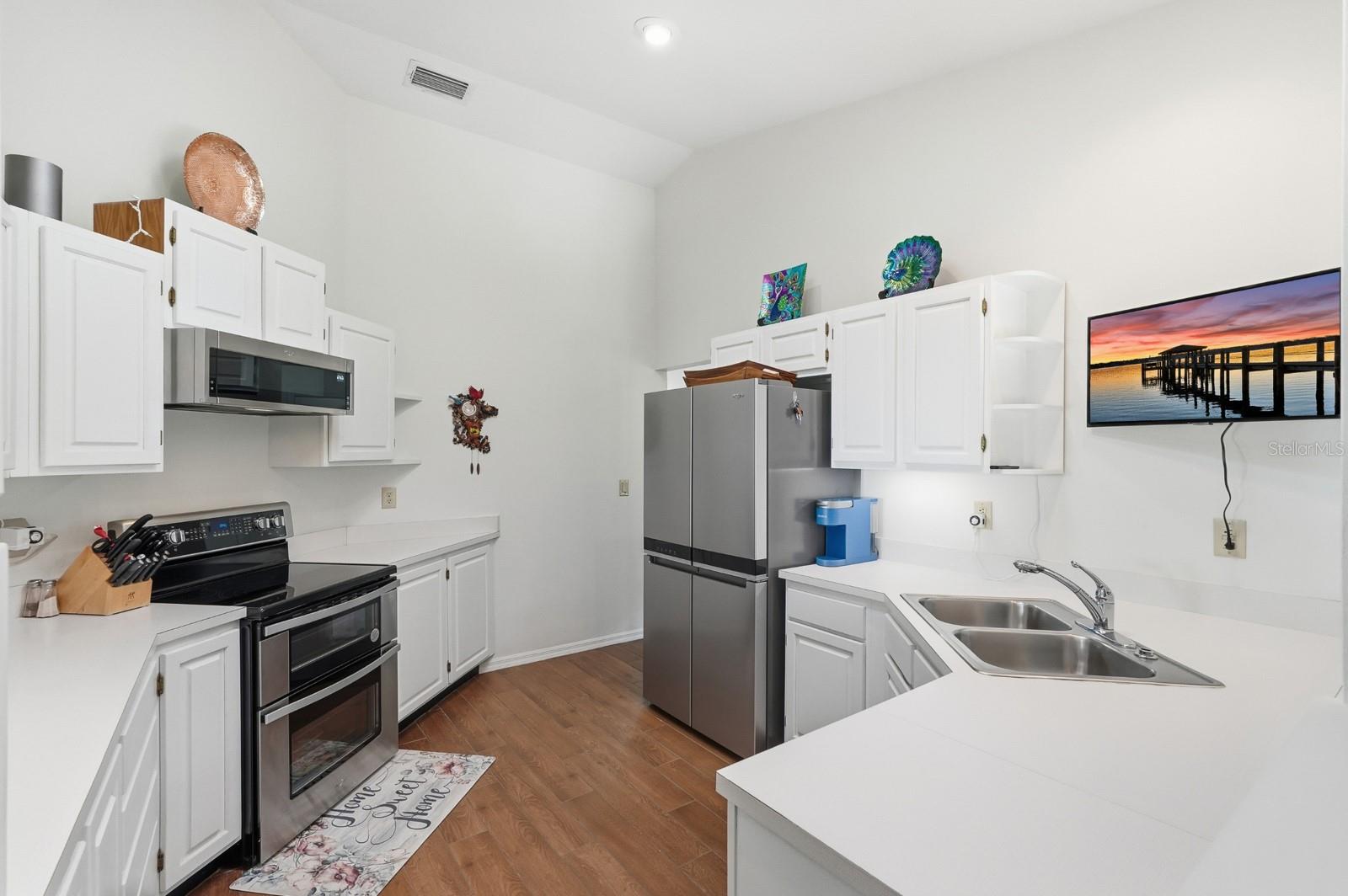 460 SPRING FOREST DR