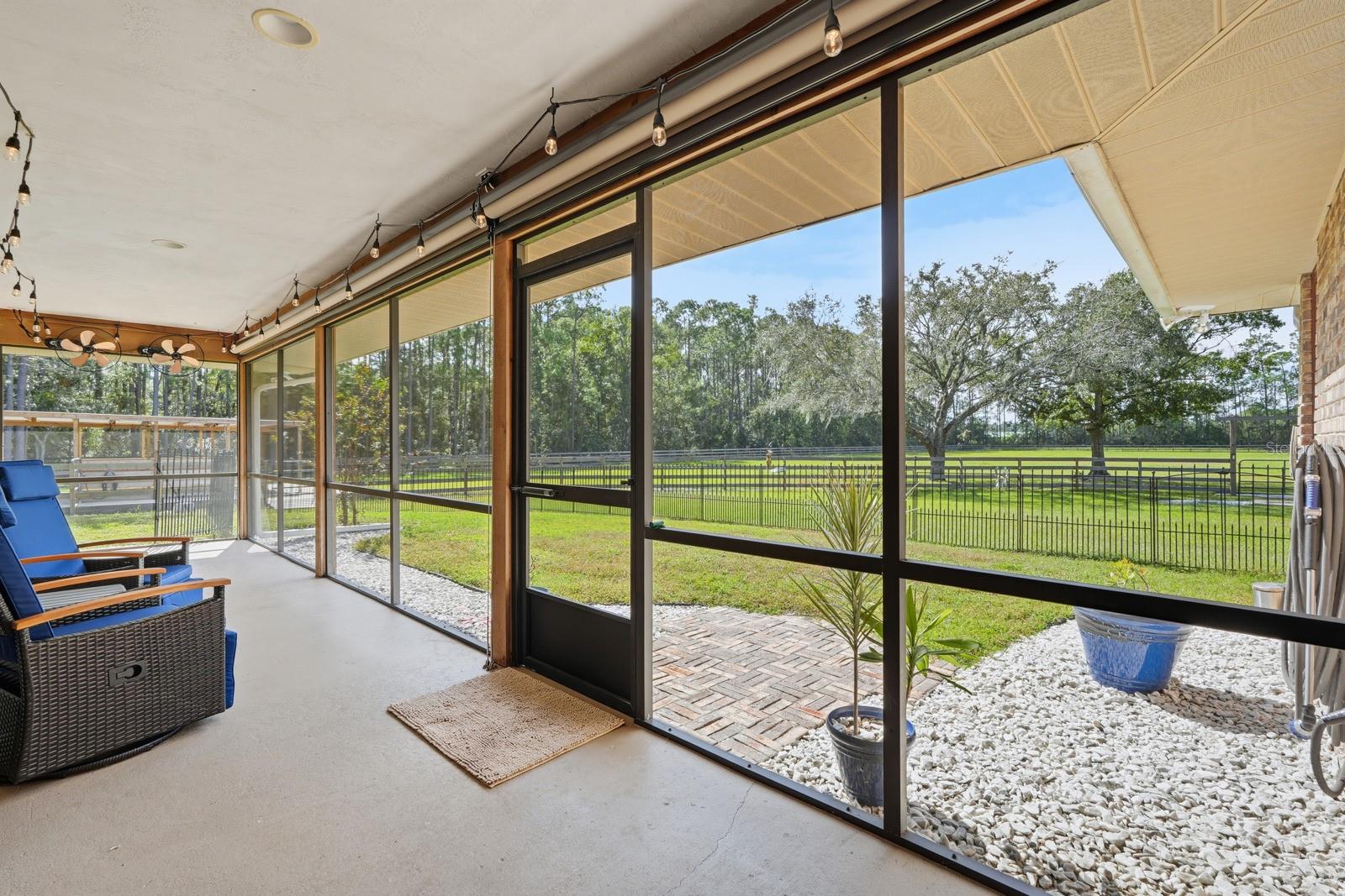 460 SPRING FOREST DR