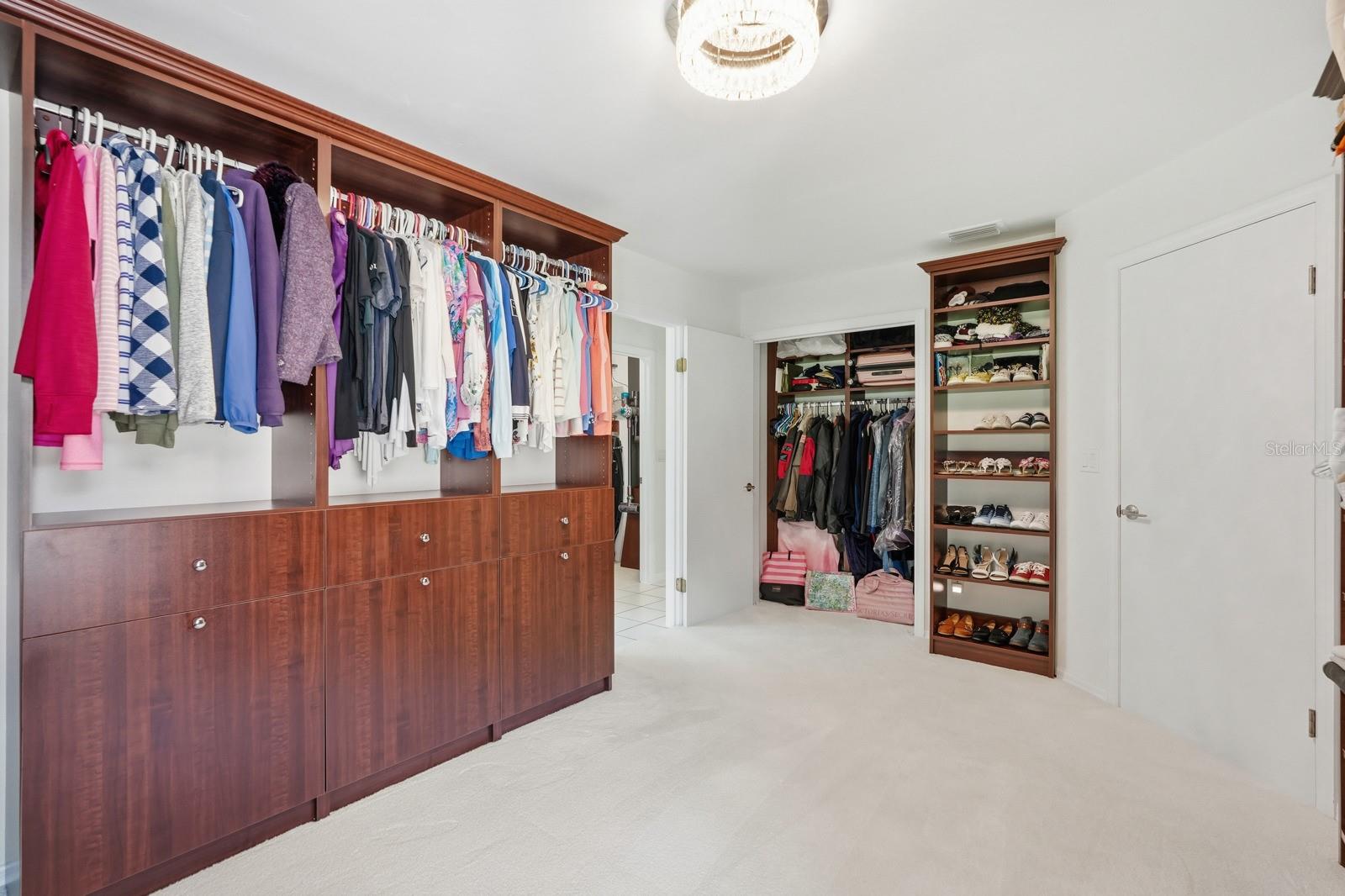 460 SPRING FOREST DR