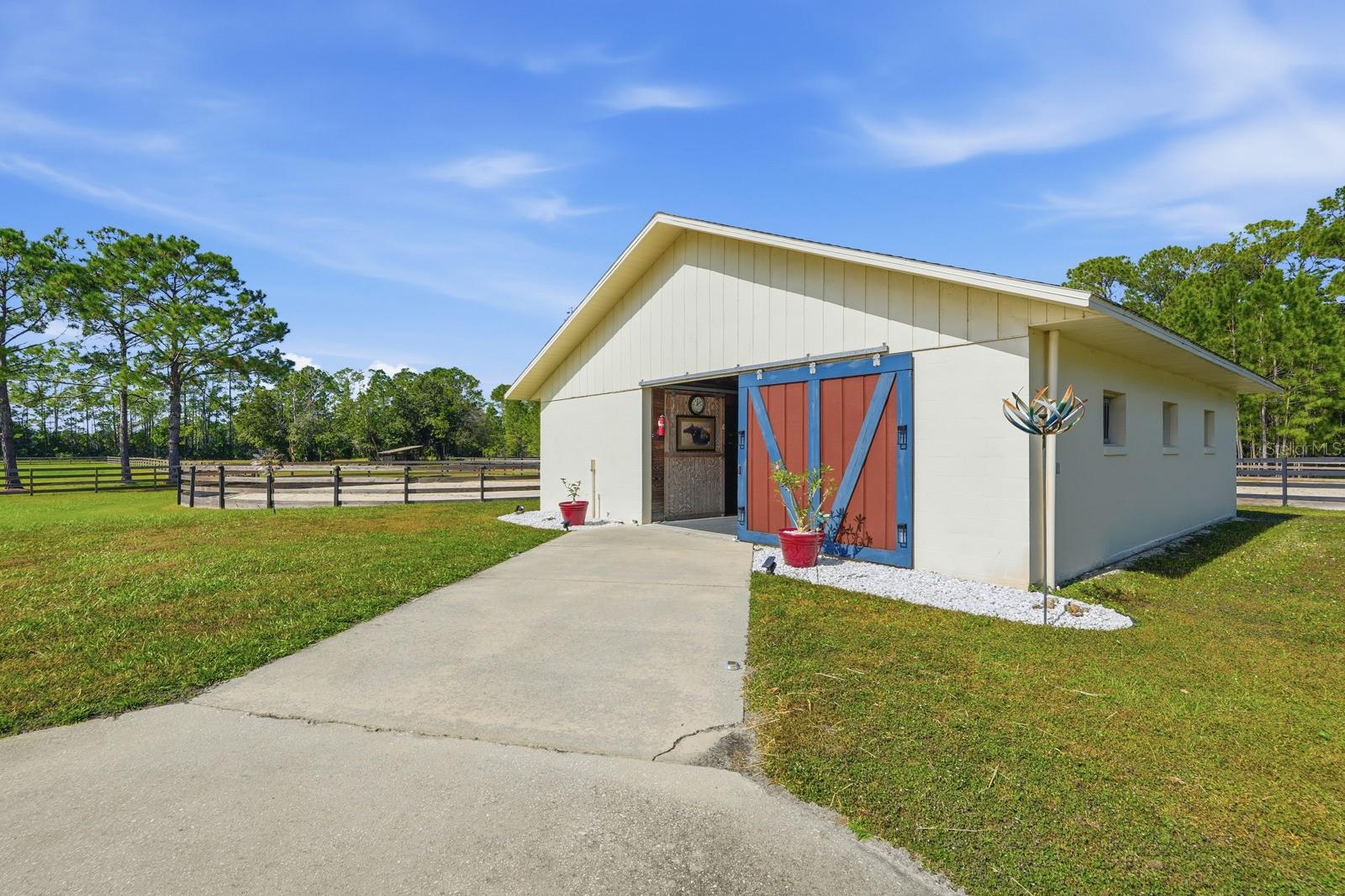 460 SPRING FOREST DR