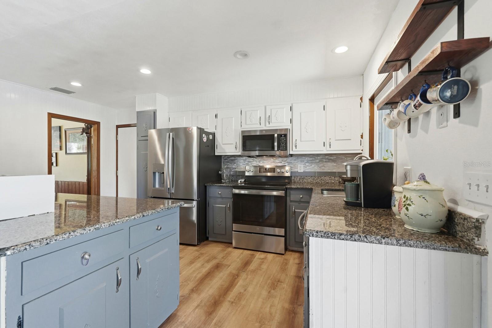 1500 W FRENCH AVE
