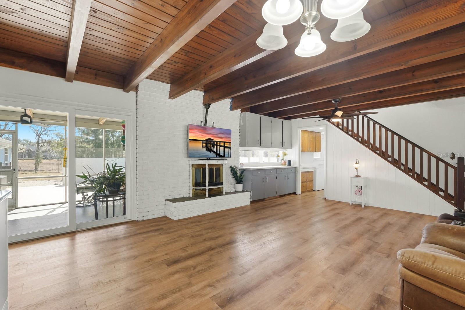 1500 W FRENCH AVE