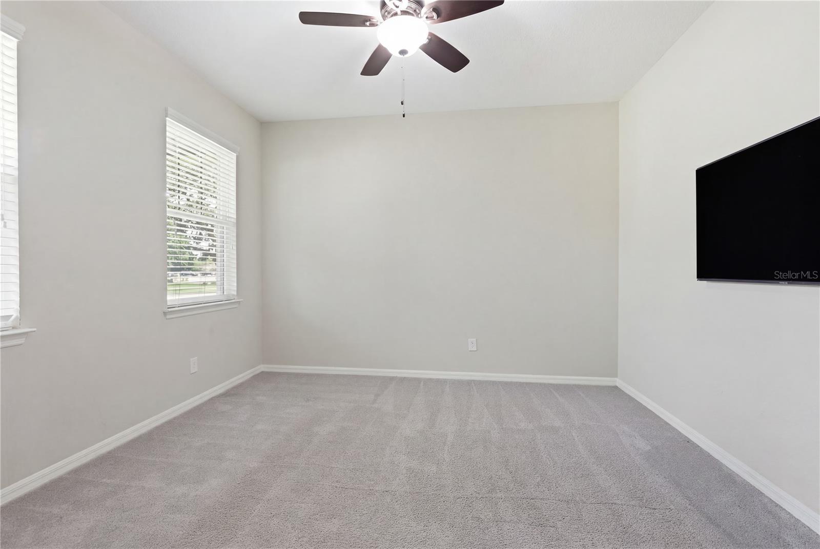 2374 KENNINGTON CV