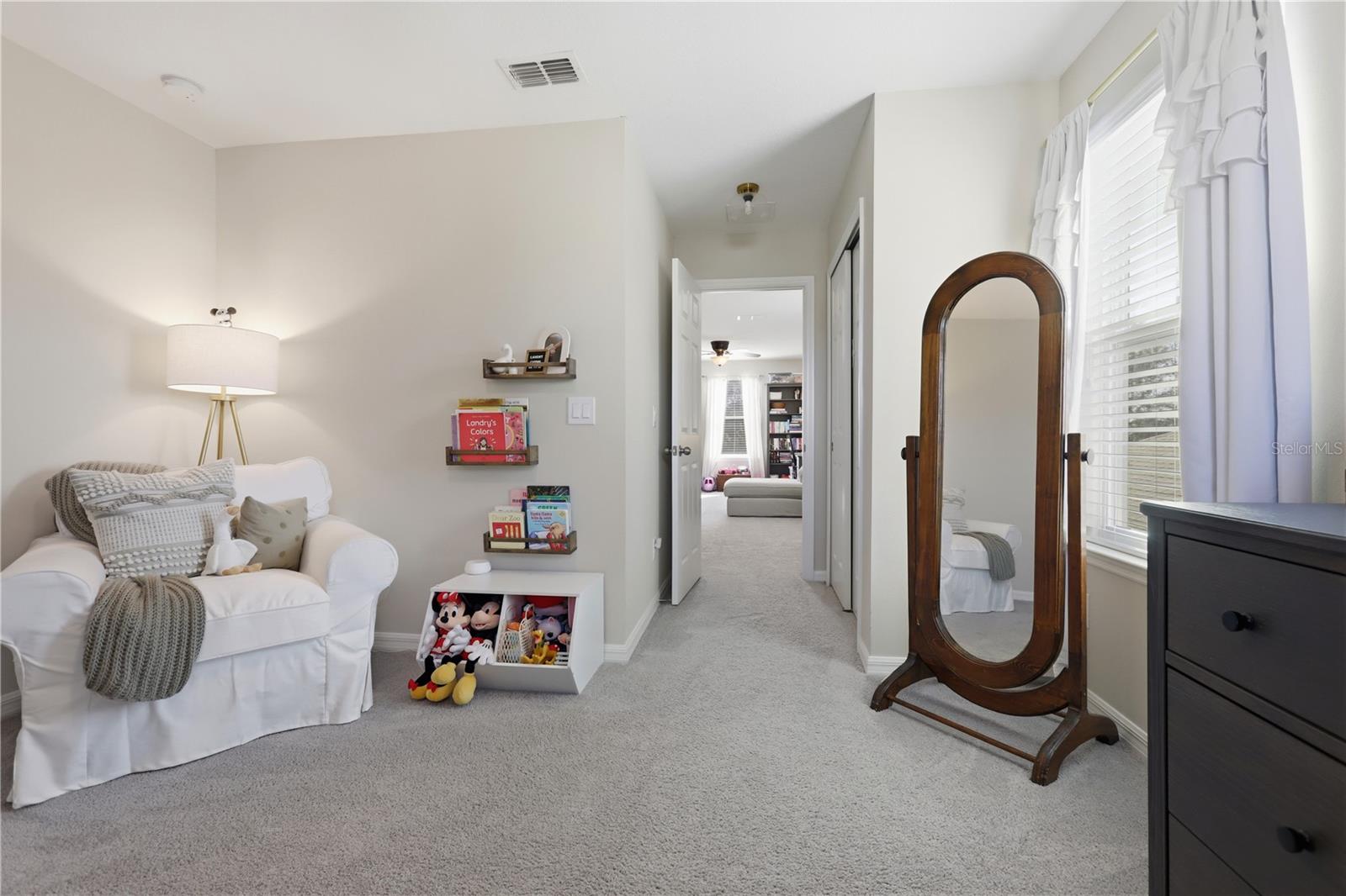 2374 KENNINGTON CV