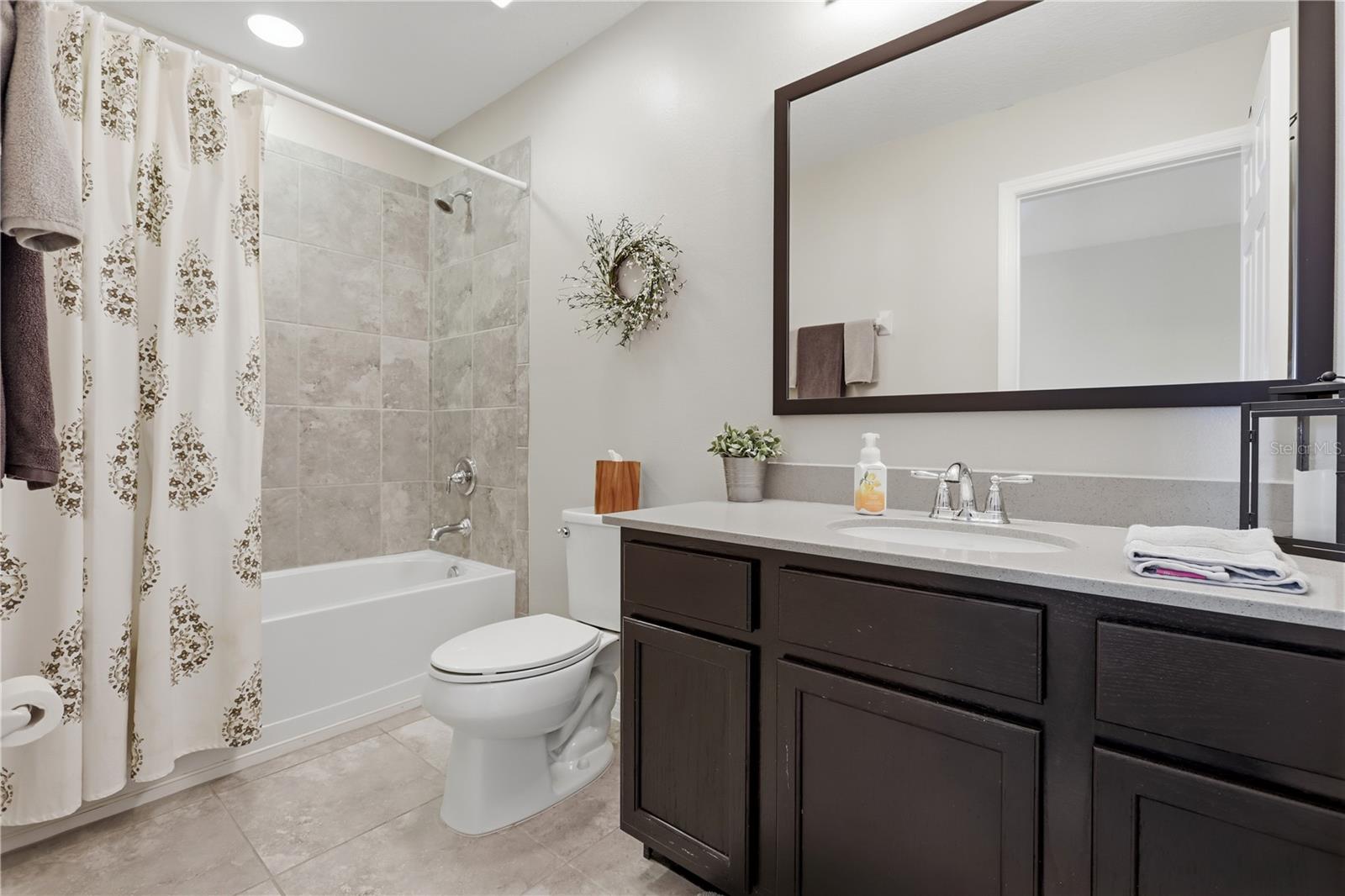 2374 KENNINGTON CV