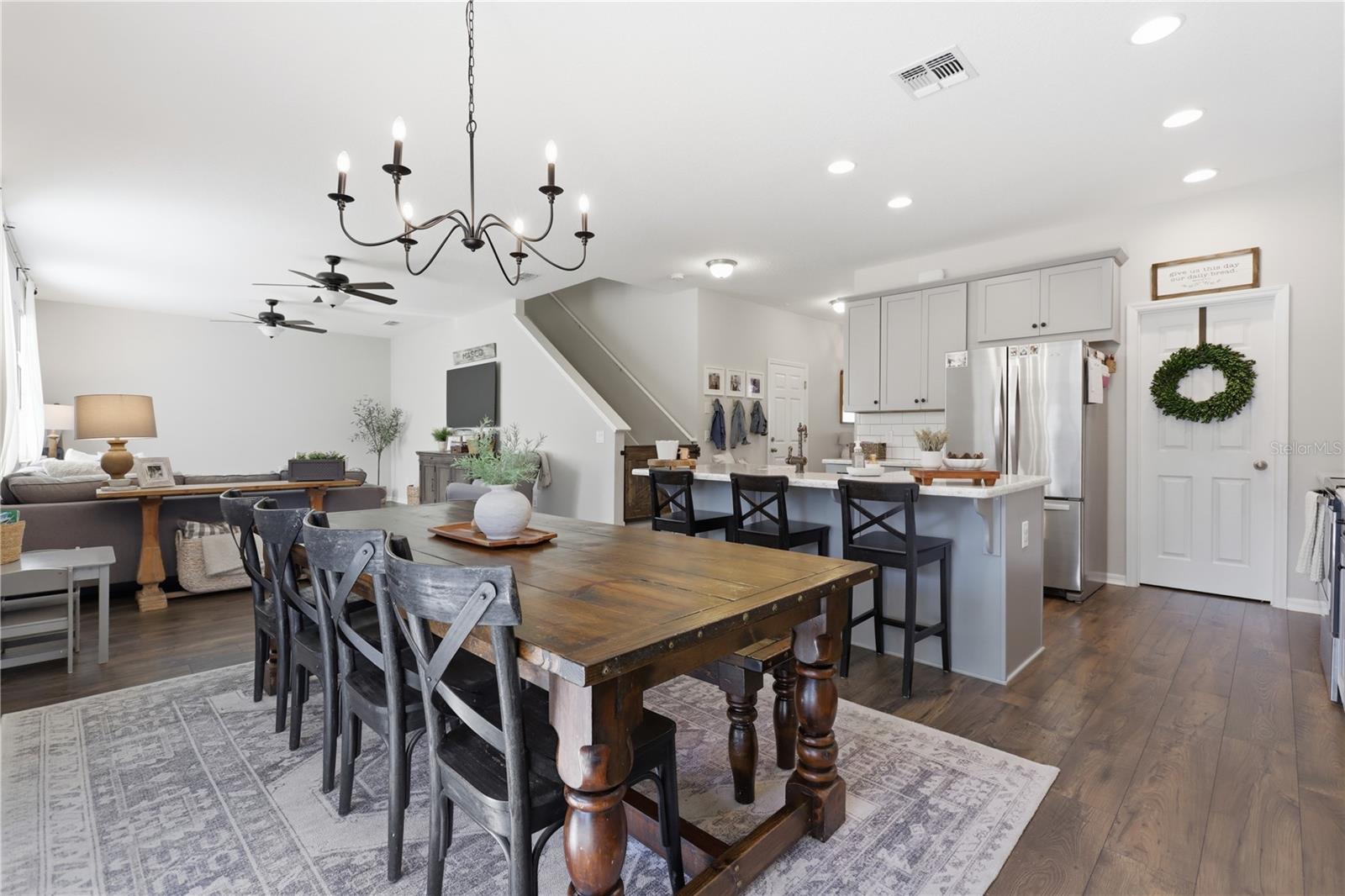 2374 KENNINGTON CV
