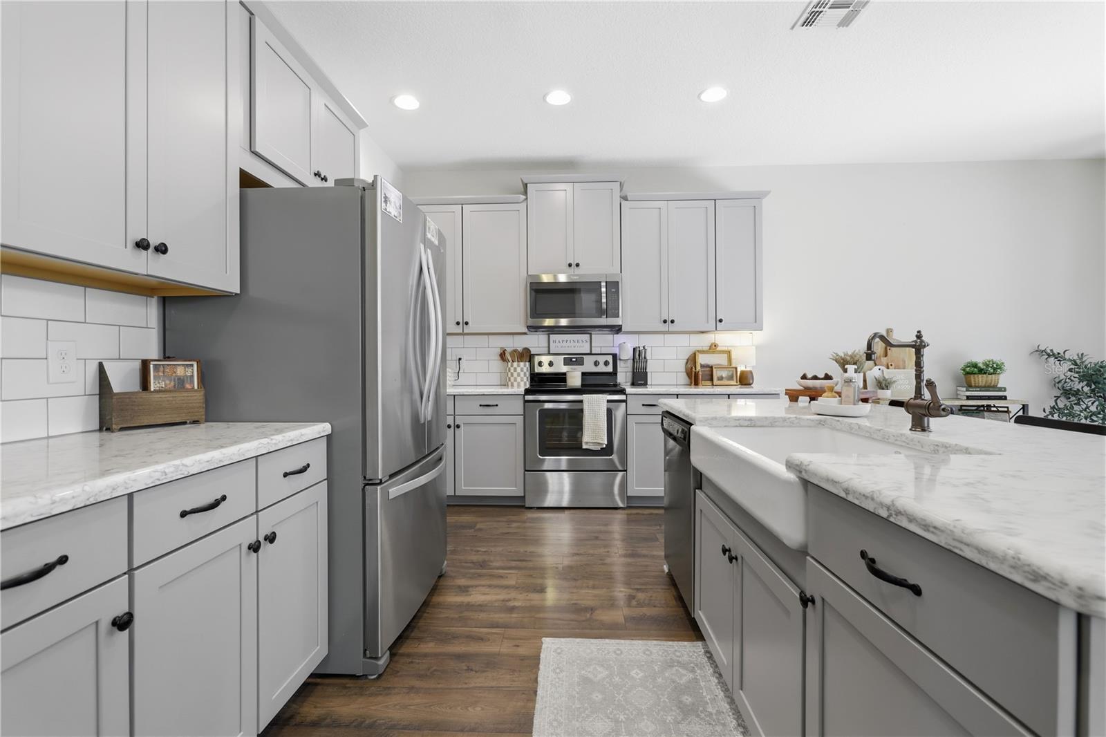 2374 KENNINGTON CV