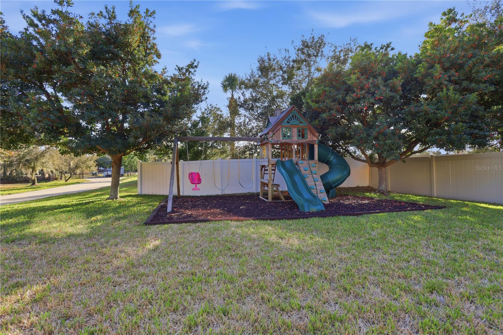 2374 KENNINGTON CV