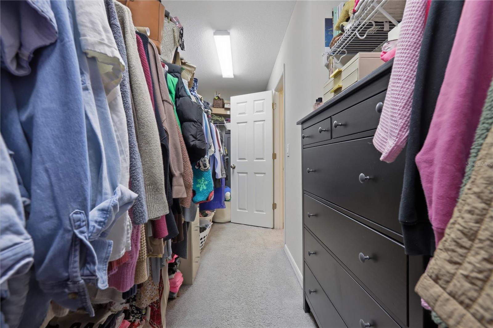 2374 KENNINGTON CV