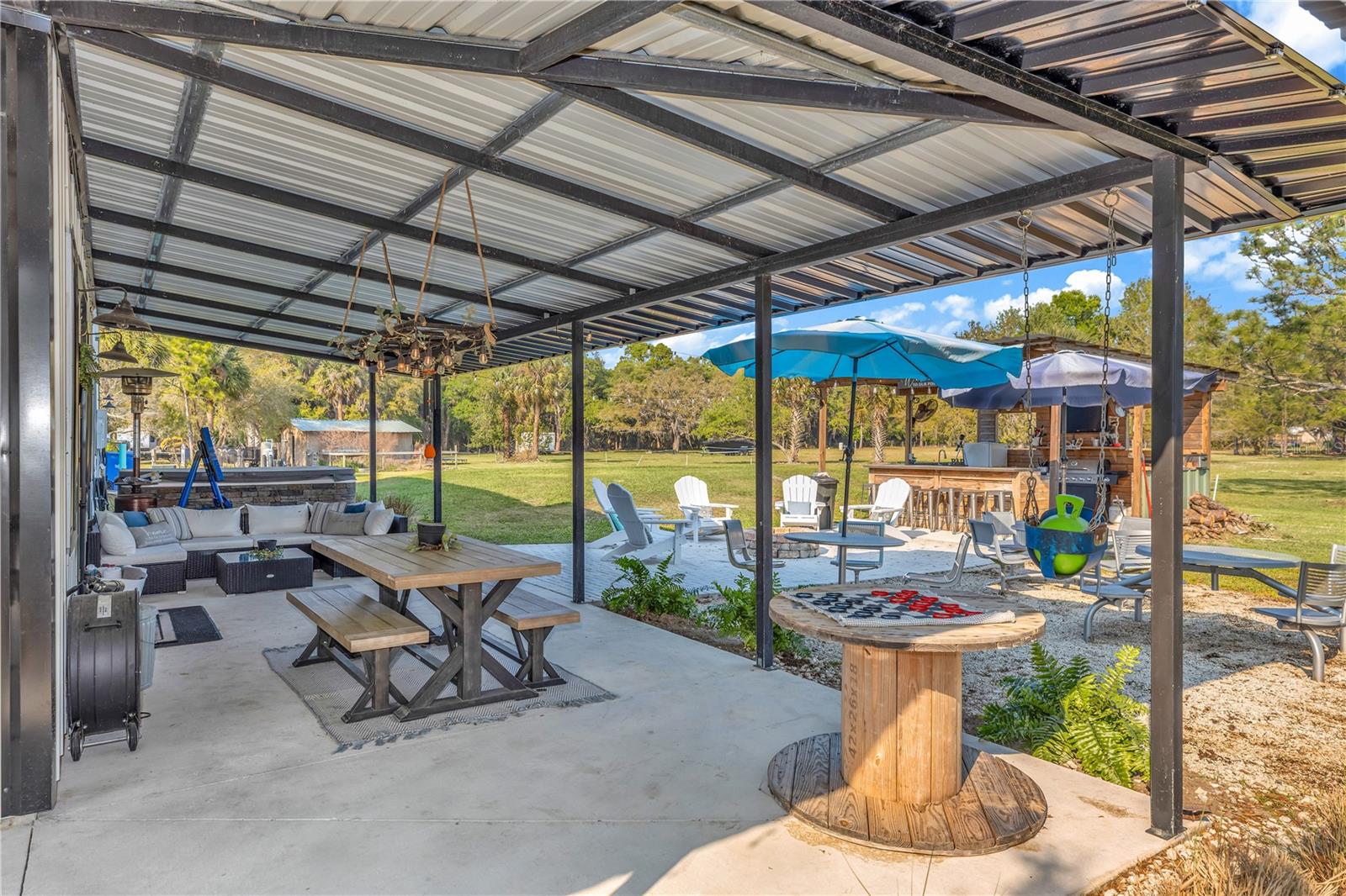 171 RIVER OAKS DR