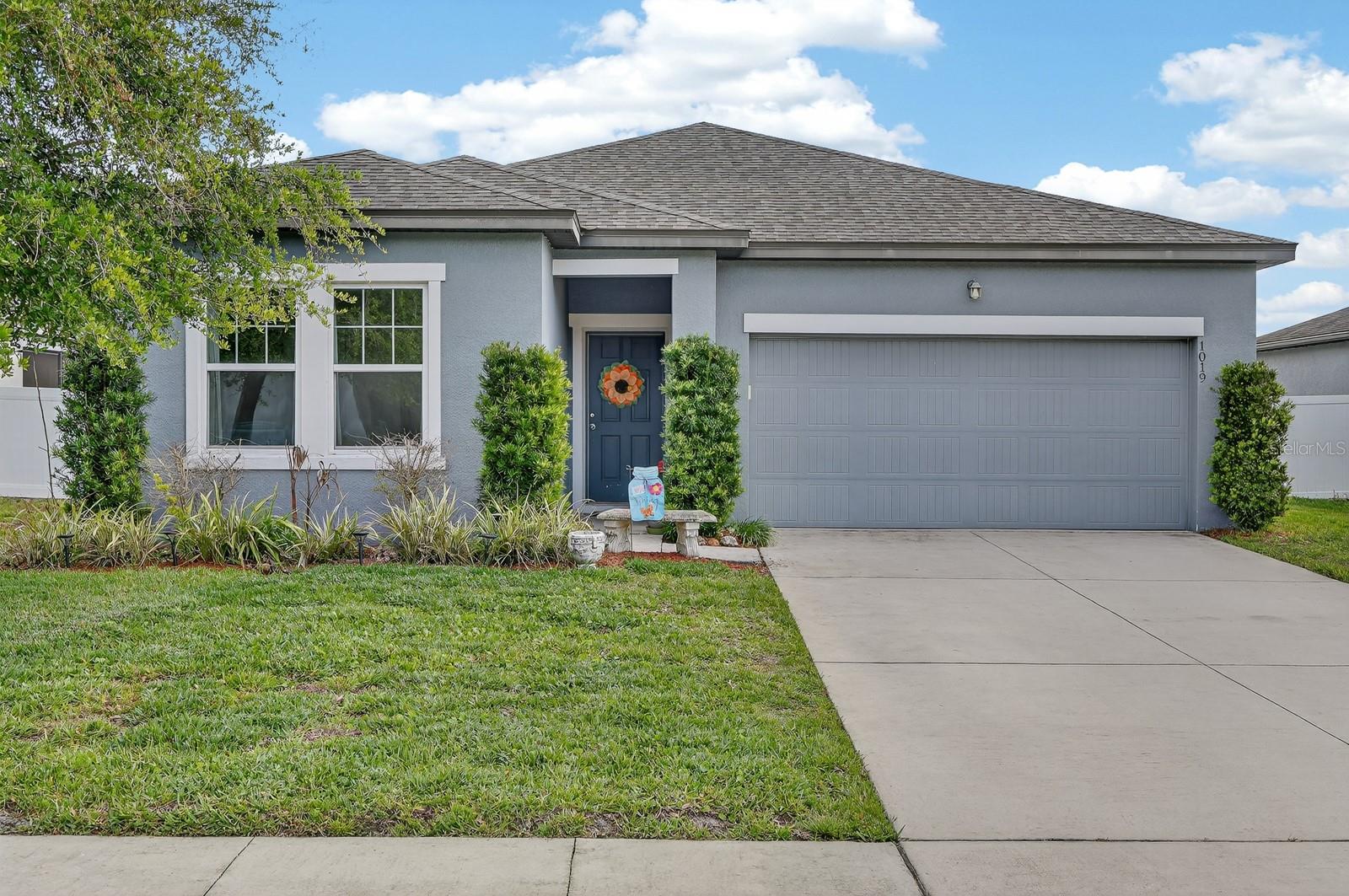 1019 LANDING LN