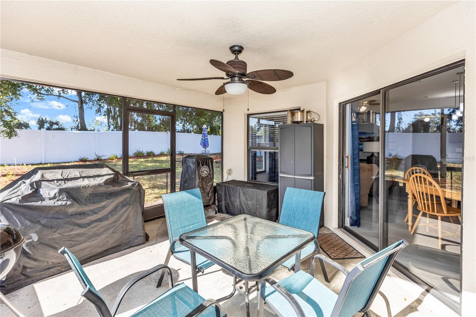 1930 GOLF OAK DR