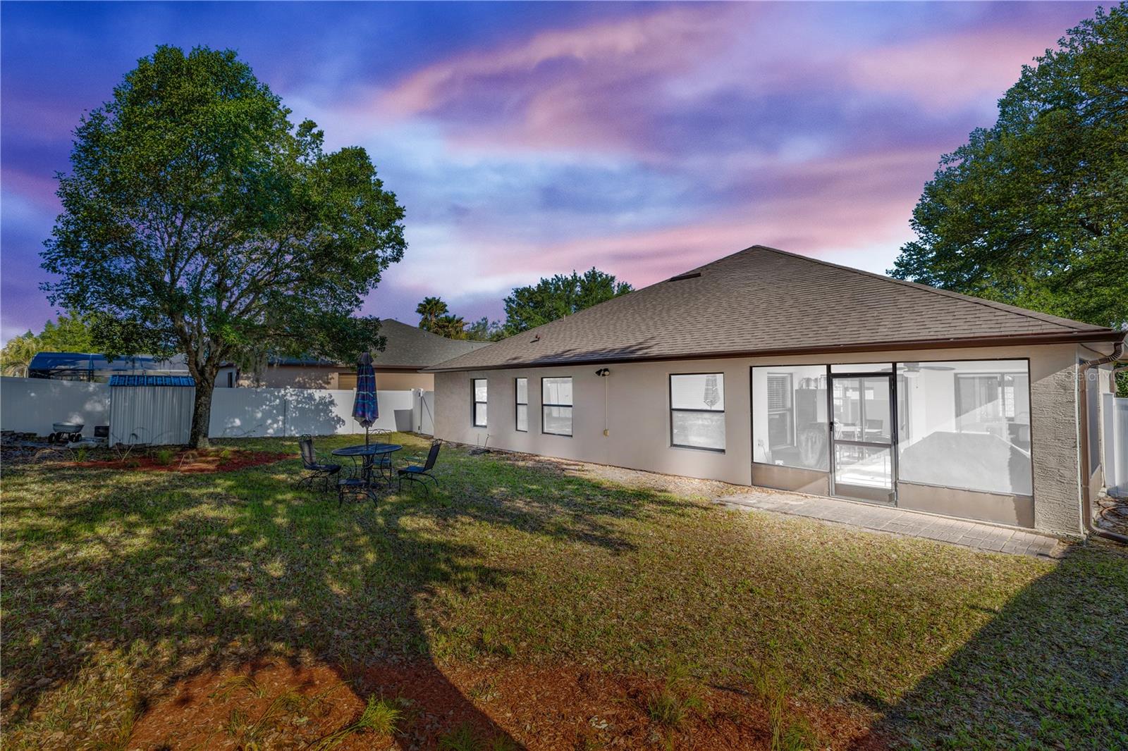 1930 GOLF OAK DR