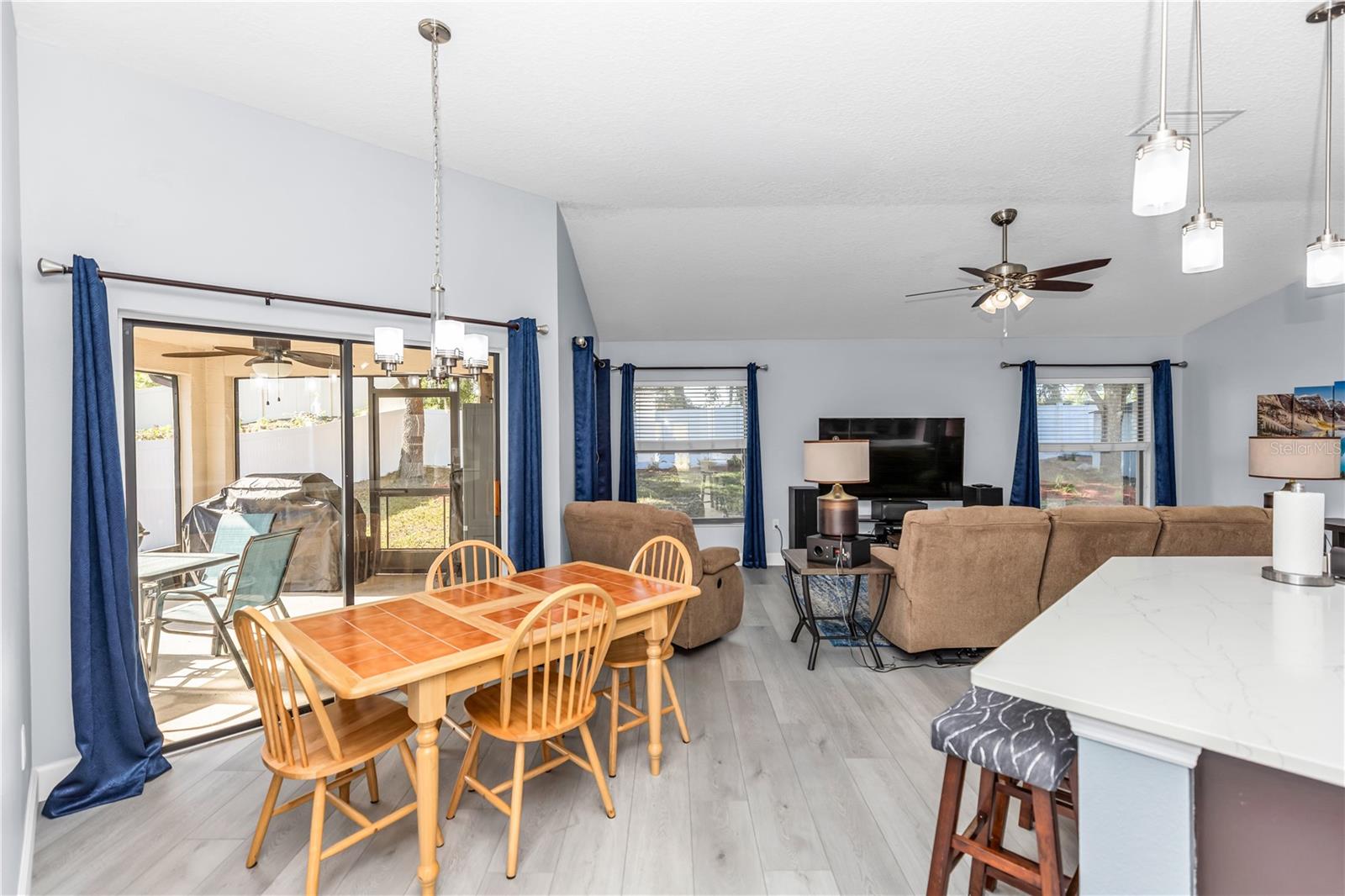 1930 GOLF OAK DR