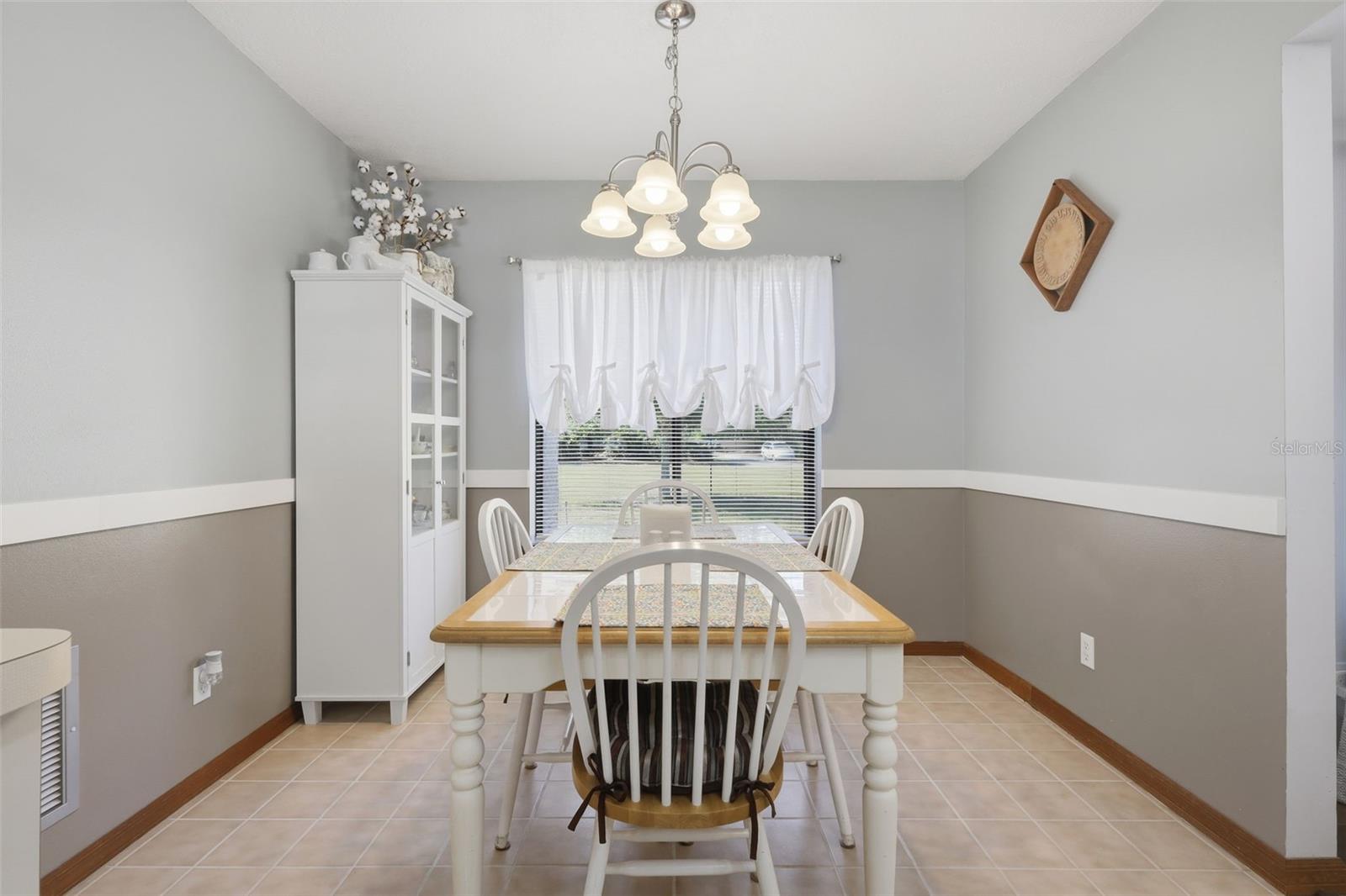 168 COMMUNITY DR