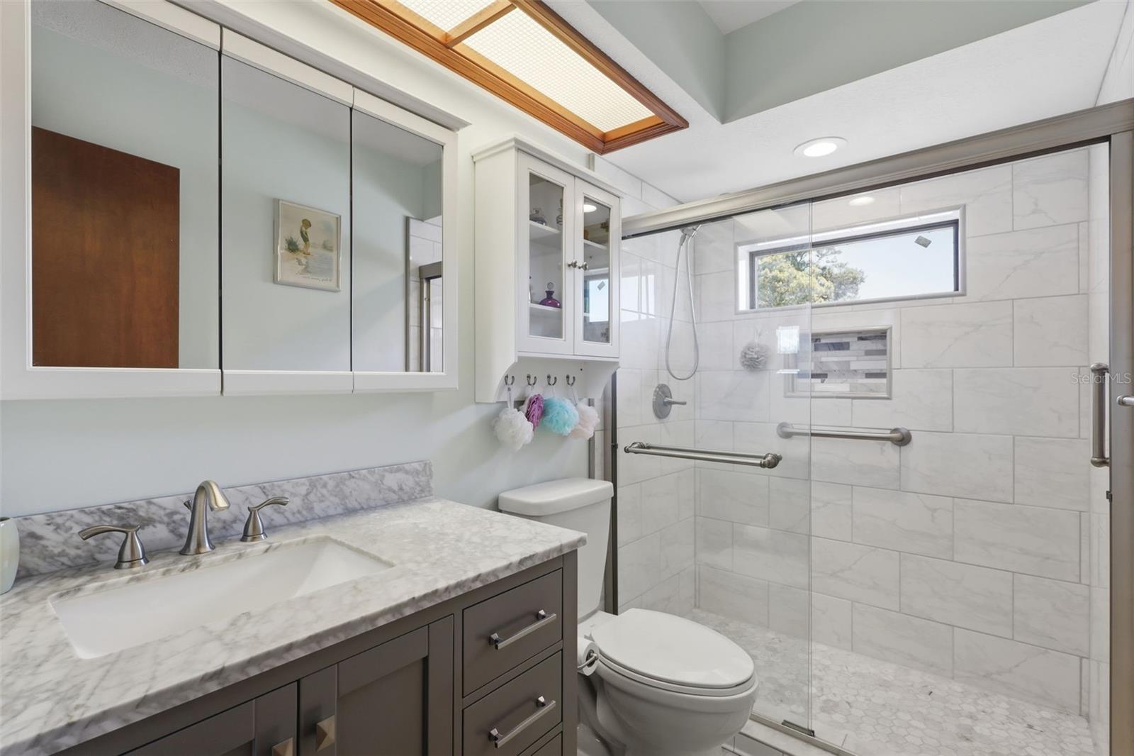 168 COMMUNITY DR