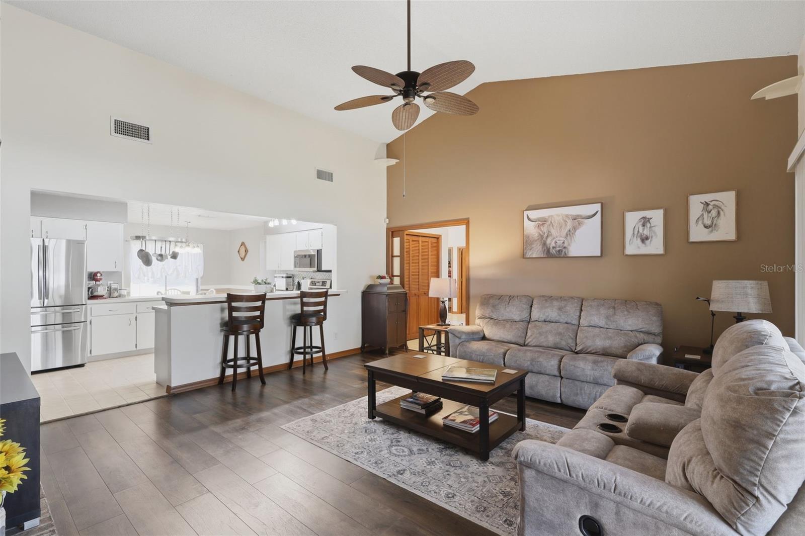 168 COMMUNITY DR