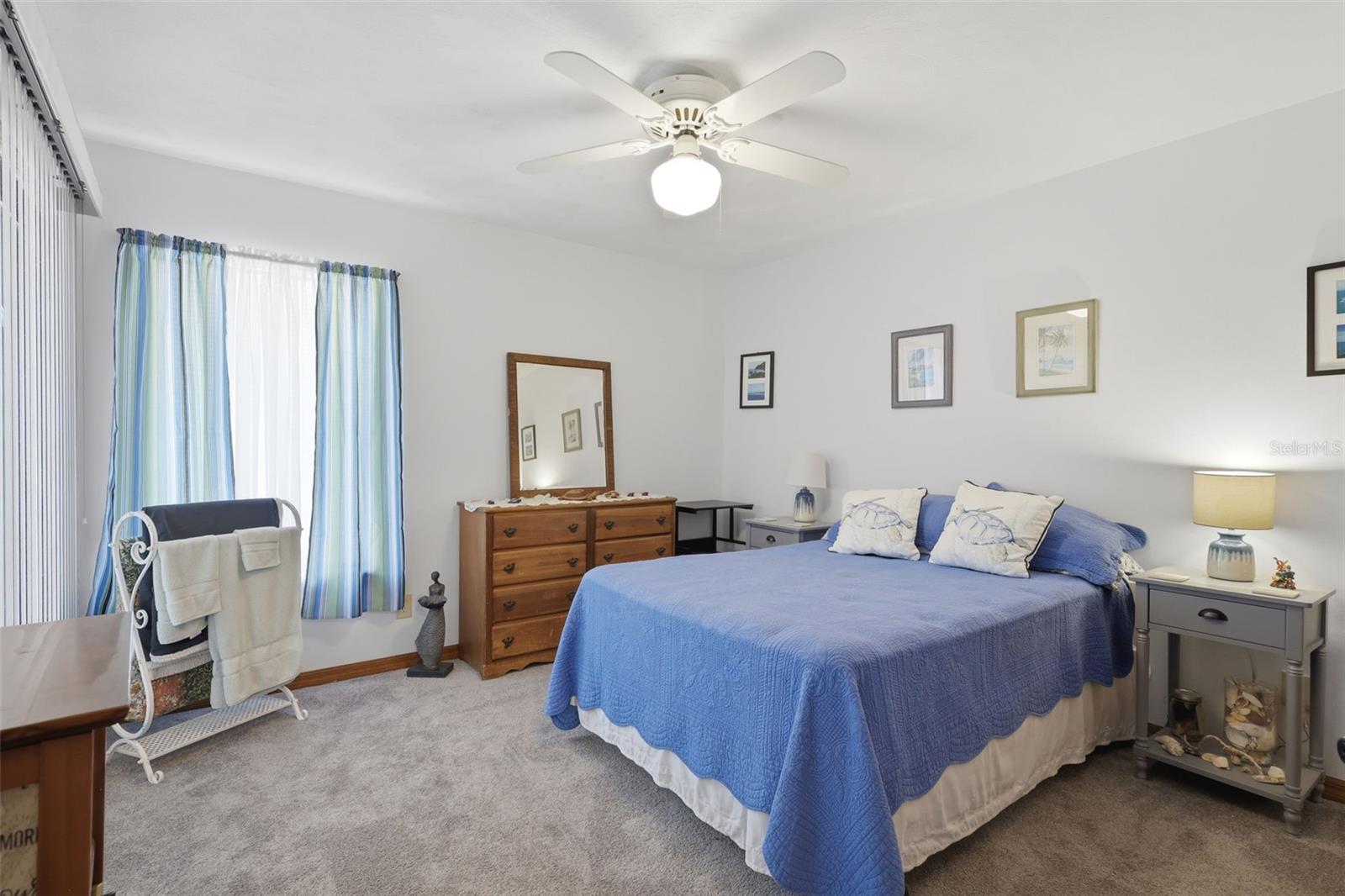 168 COMMUNITY DR