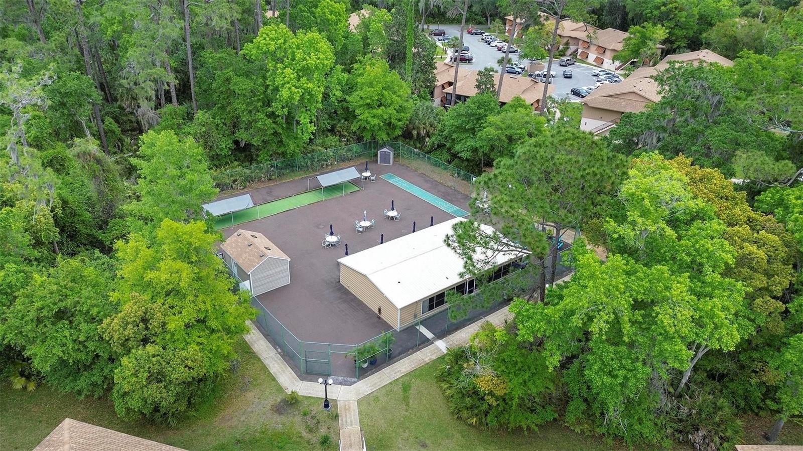 110 CYPRESS WOODS CT #10B