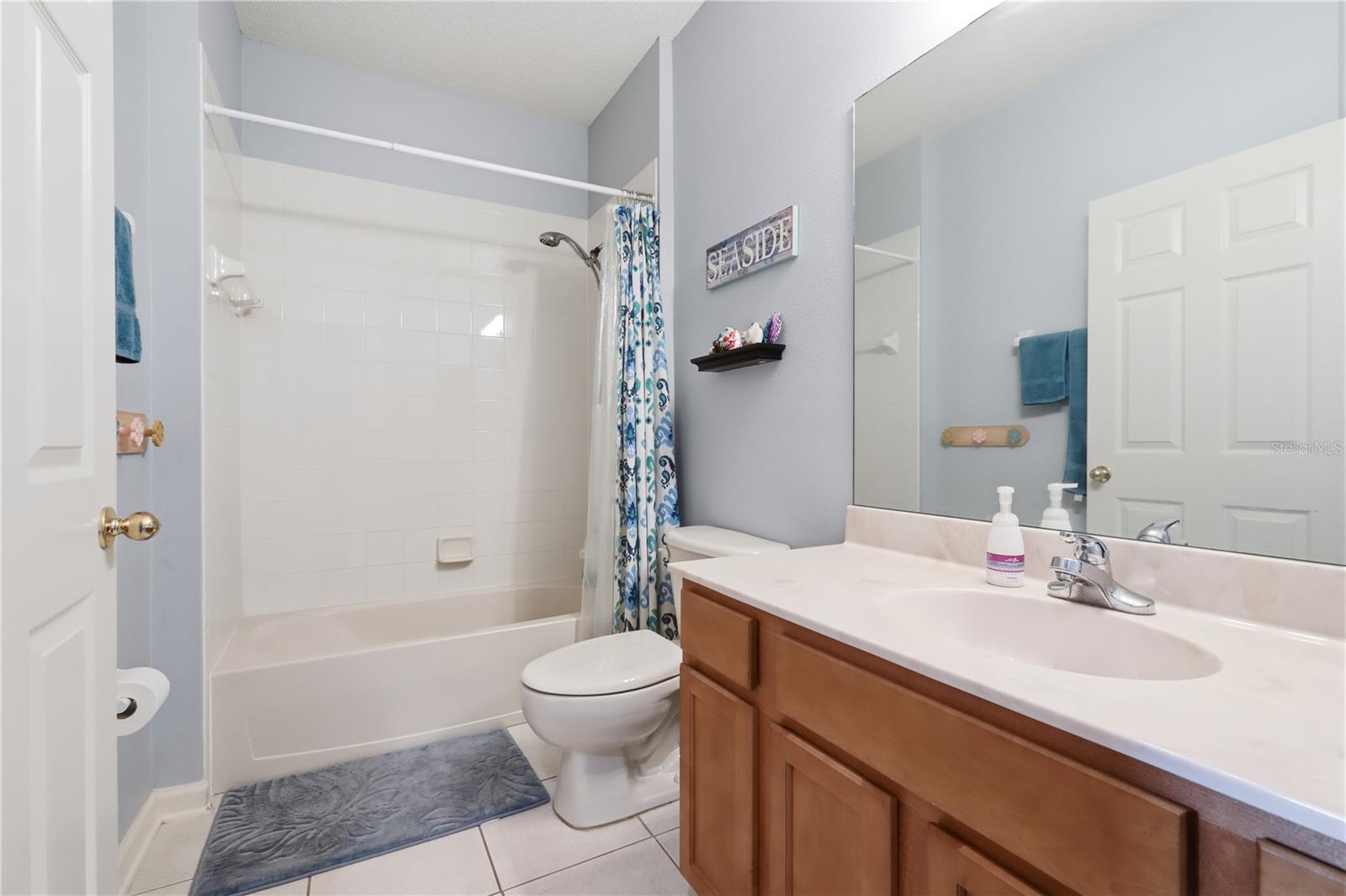 423 VICTORIA HILLS DR