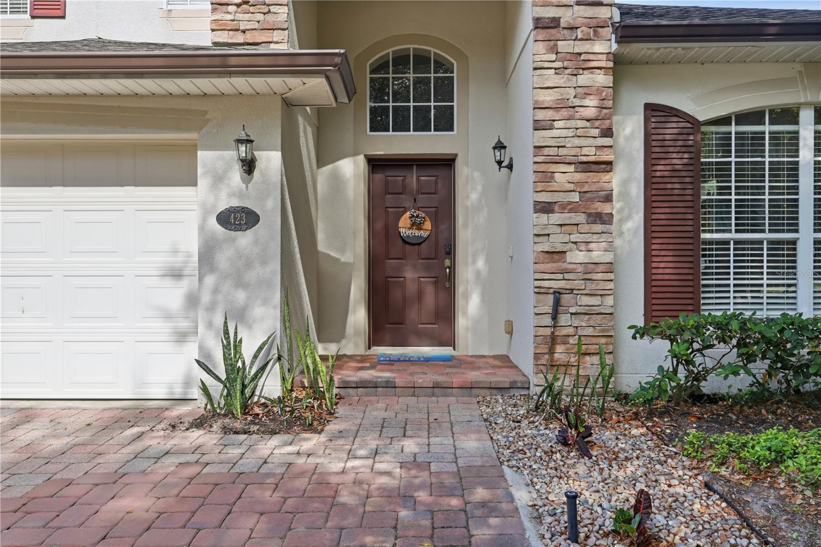 423 VICTORIA HILLS DR