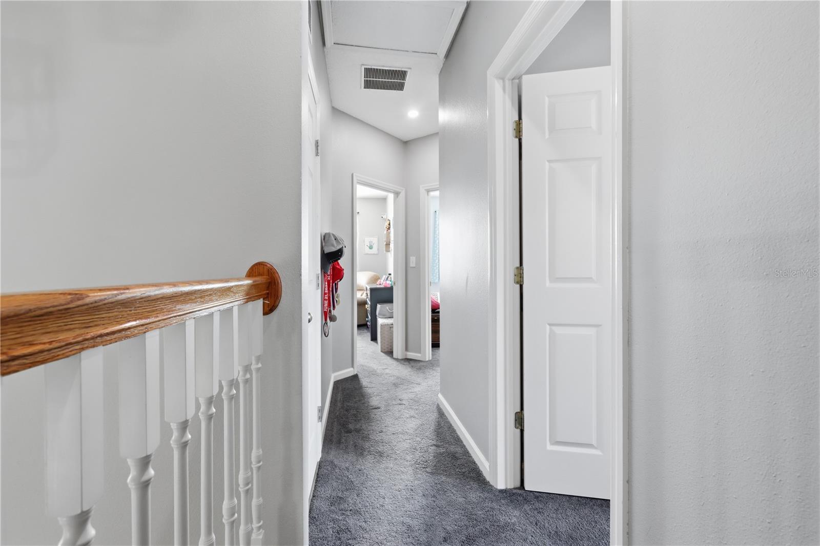 423 VICTORIA HILLS DR