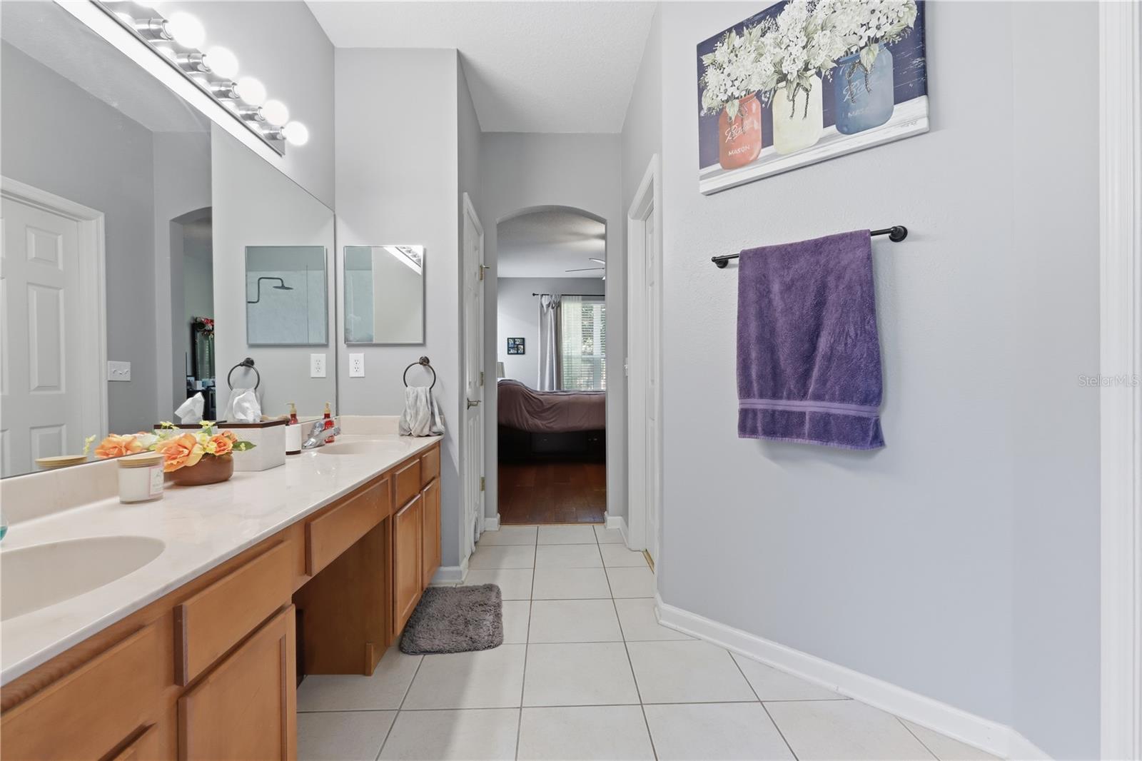 423 VICTORIA HILLS DR