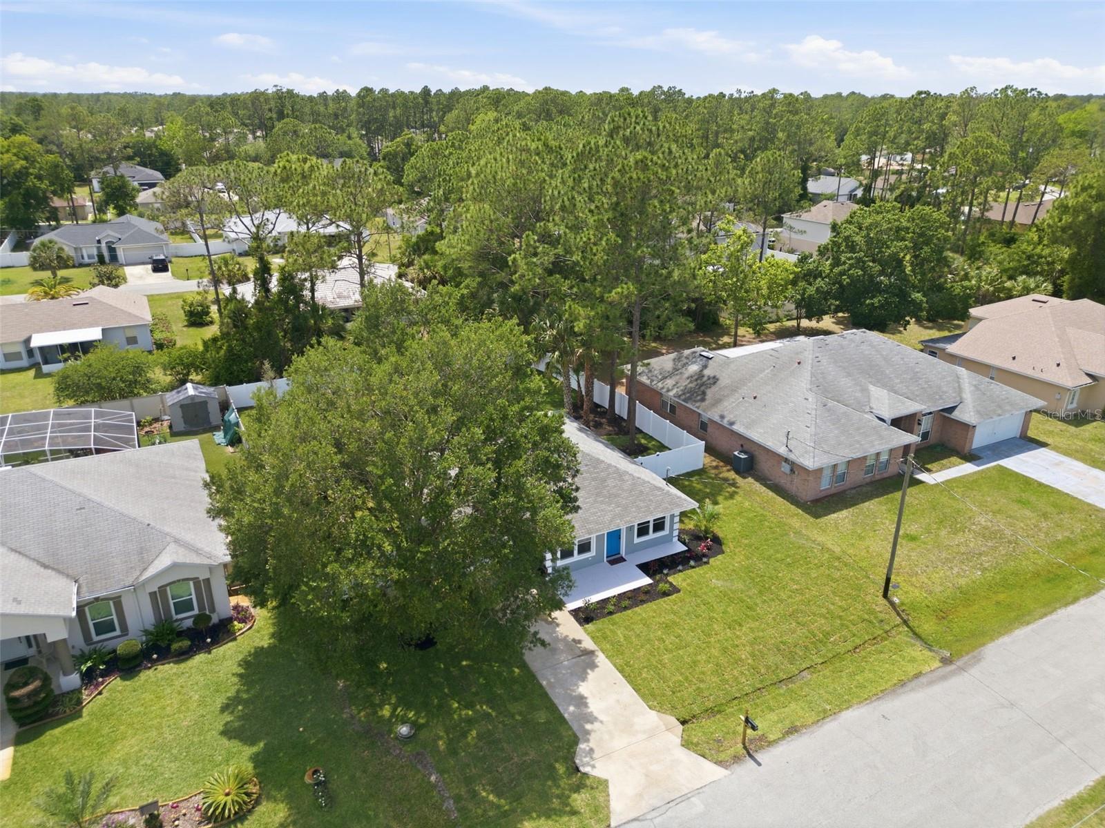 28 PINE CROFT LN