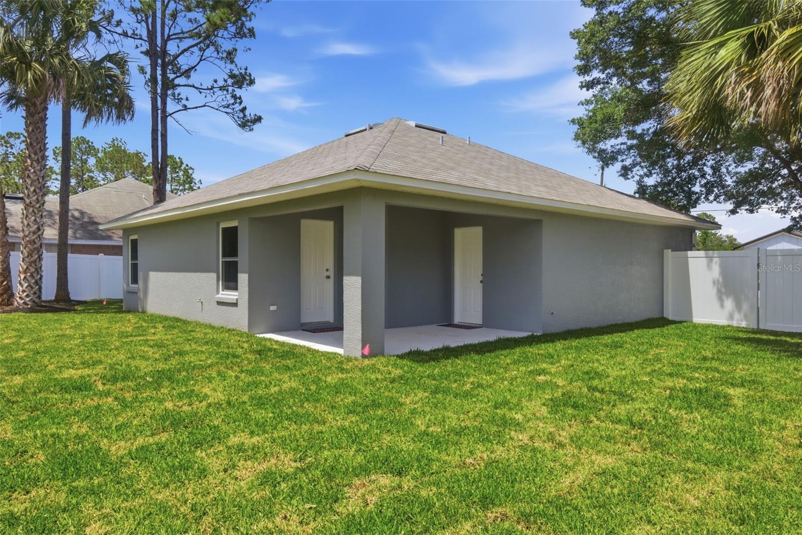 28 PINE CROFT LN