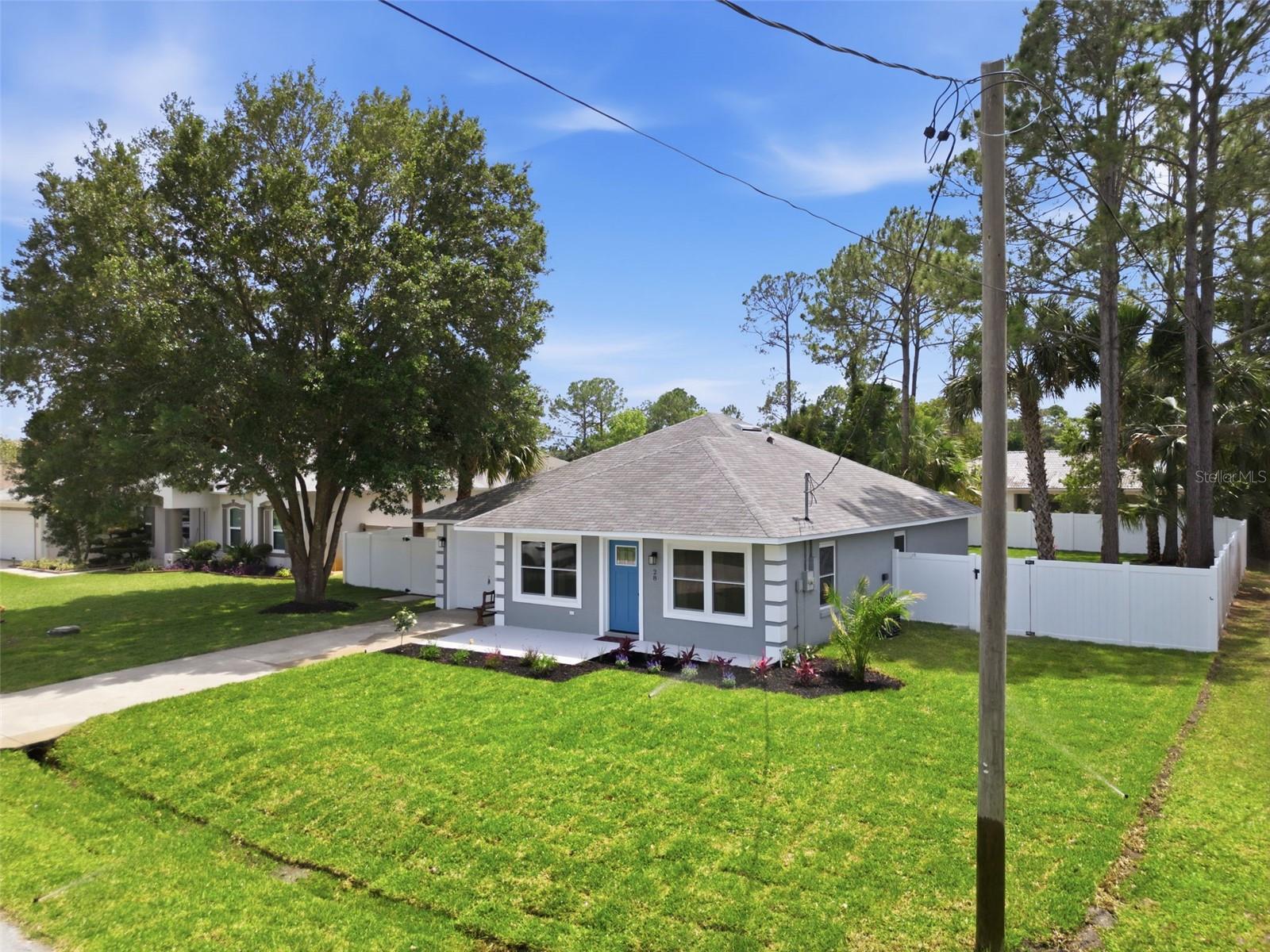 28 PINE CROFT LN