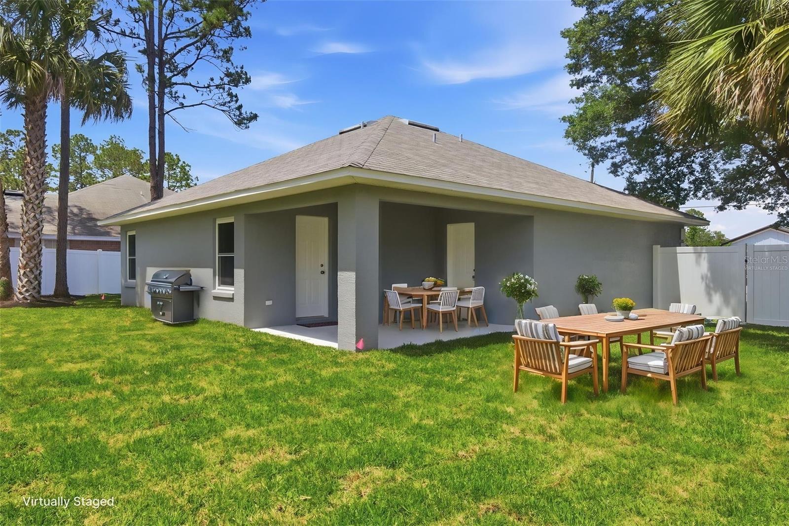 28 PINE CROFT LN