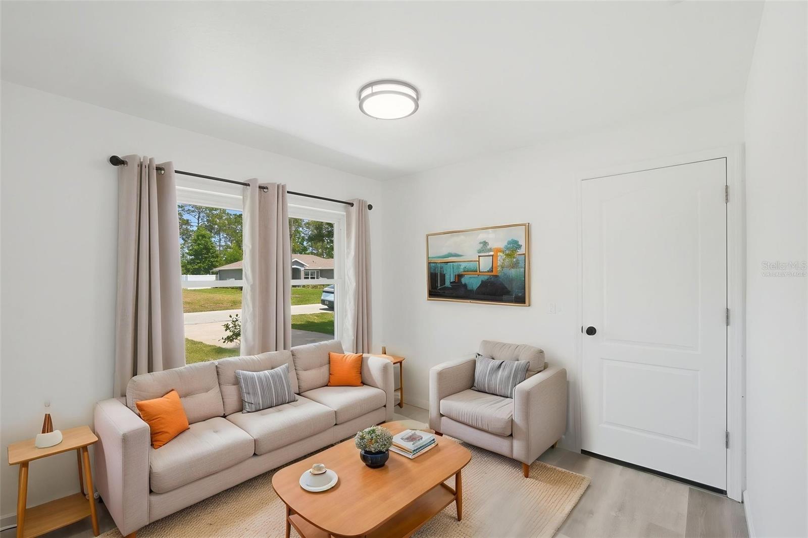 28 PINE CROFT LN