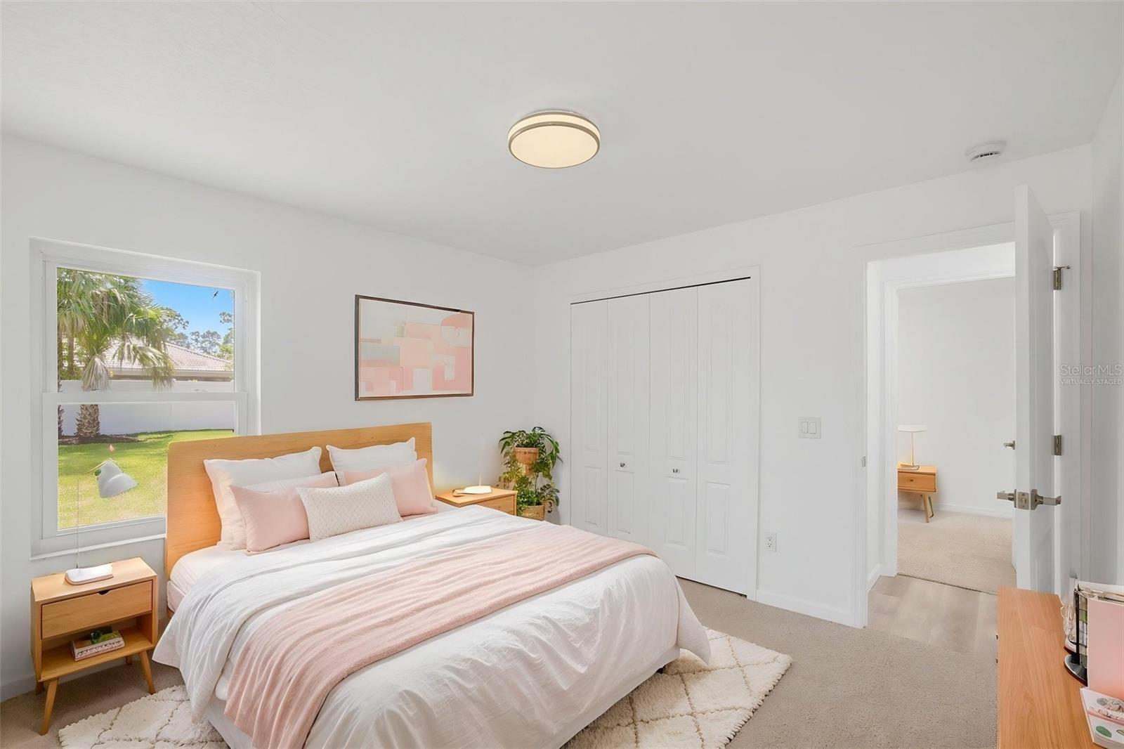 28 PINE CROFT LN